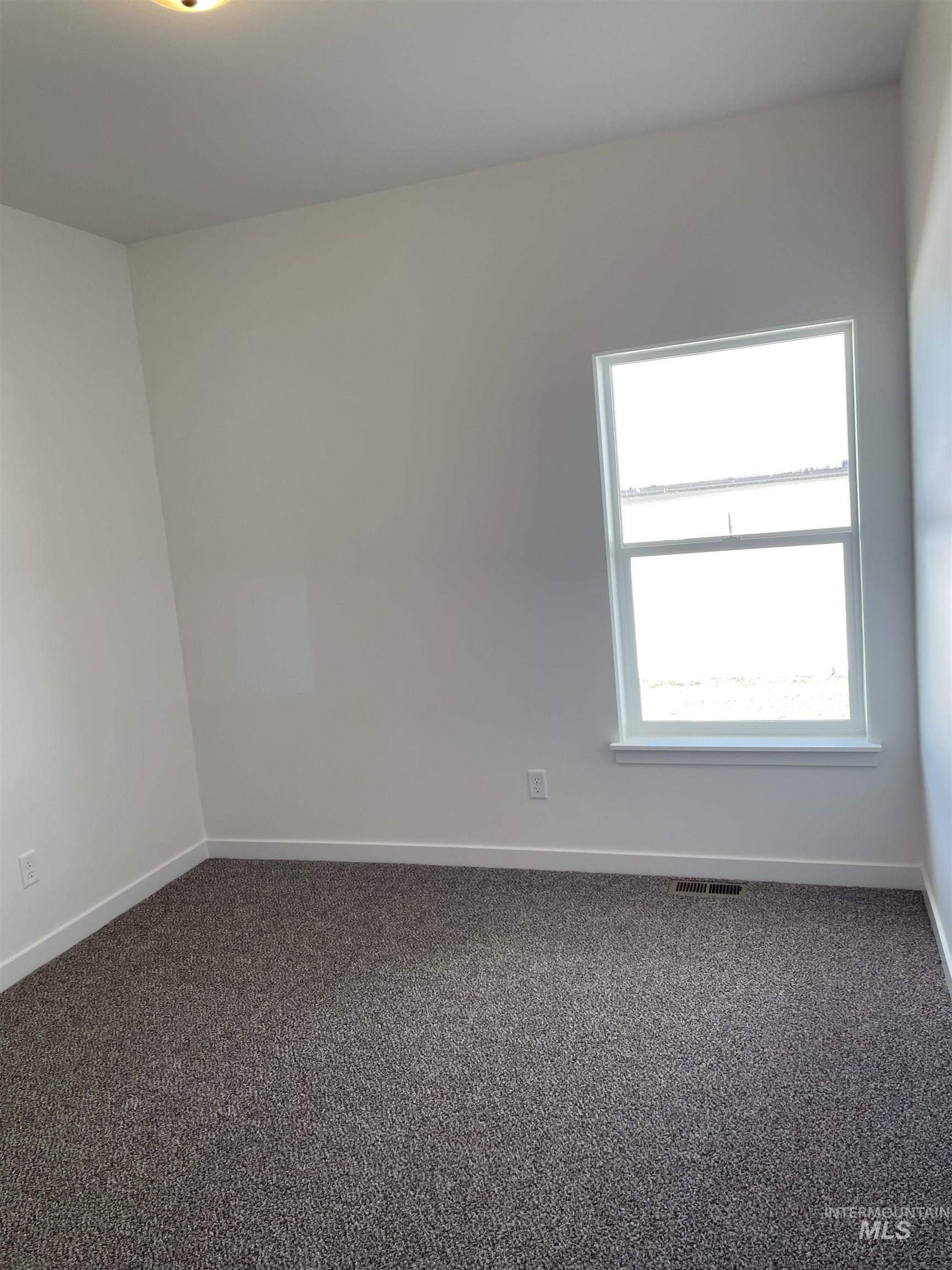 1146 Northridge Way, Kimberly, Idaho 83301-5999, 4 Bedrooms, 2 Bathrooms, Residential For Sale, Price $466,900,MLS 98938551