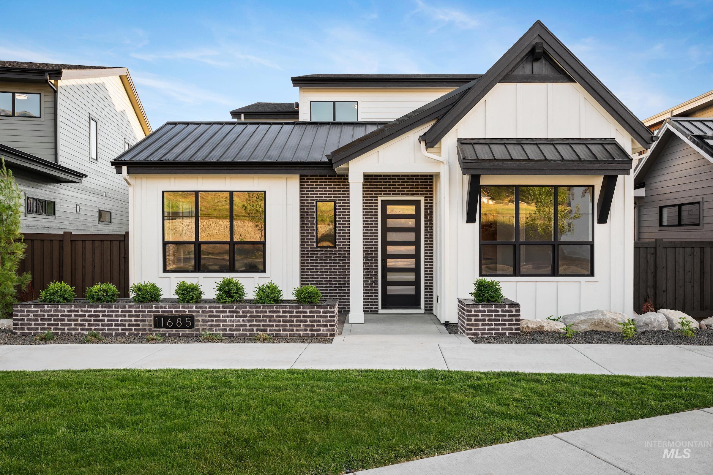 11685 N Rabbitbrush Way, Boise, Idaho 83714, 4 Bedrooms, 2.5 Bathrooms, Residential For Sale, Price $776,800,MLS 98938586