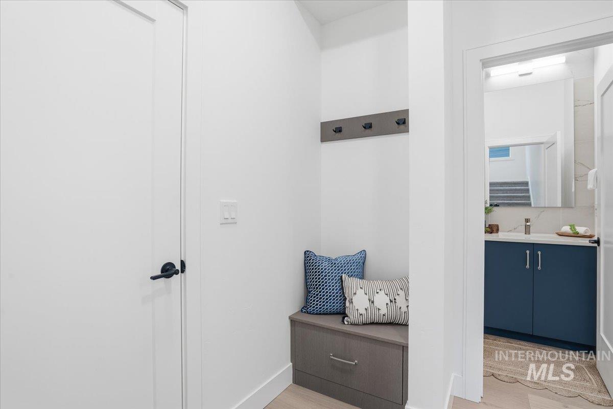 11685 N Rabbitbrush Way, Boise, Idaho 83714, 4 Bedrooms, 2.5 Bathrooms, Residential For Sale, Price $776,800,MLS 98938586