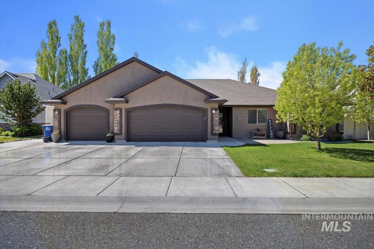595 I B Perrine Rd, Twin Falls, Idaho 83301-3038, 6 Bedrooms, 4 Bathrooms, Residential For Sale, Price $683,900, 98938599