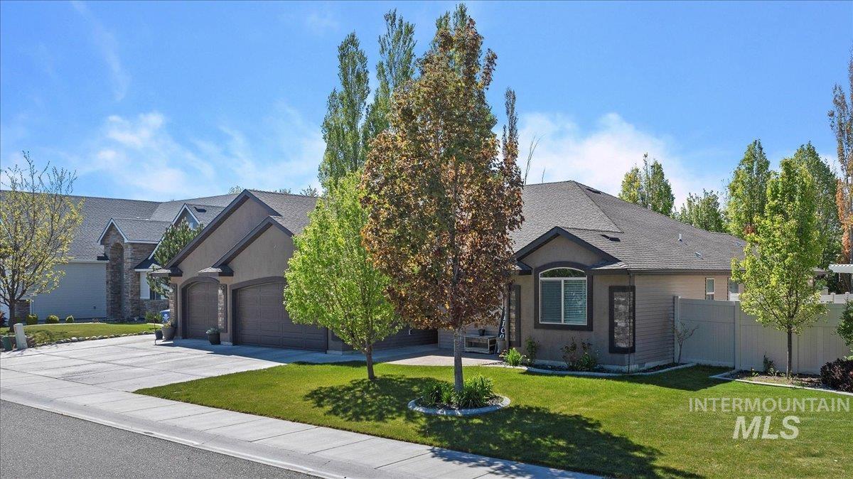 595 I B Perrine Rd, Twin Falls, Idaho 83301-3038, 6 Bedrooms, 4 Bathrooms, Residential For Sale, Price $683,900, 98938599