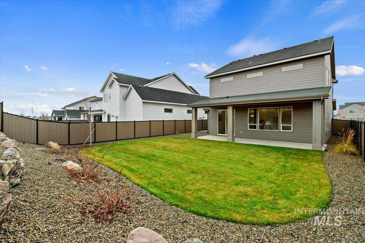 4652 N Alameda Creek Ave, Meridian, Idaho 83646, 3 Bedrooms, 2.5 Bathrooms, Residential For Sale, Price $549,900,MLS 98938770