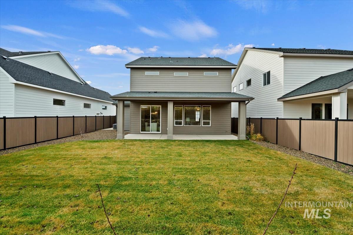 4652 N Alameda Creek Ave, Meridian, Idaho 83646, 3 Bedrooms, 2.5 Bathrooms, Residential For Sale, Price $549,900,MLS 98938770