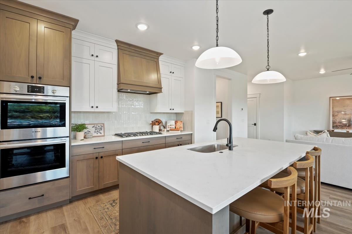 4652 N Alameda Creek Ave, Meridian, Idaho 83646, 3 Bedrooms, 2.5 Bathrooms, Residential For Sale, Price $549,900,MLS 98938770