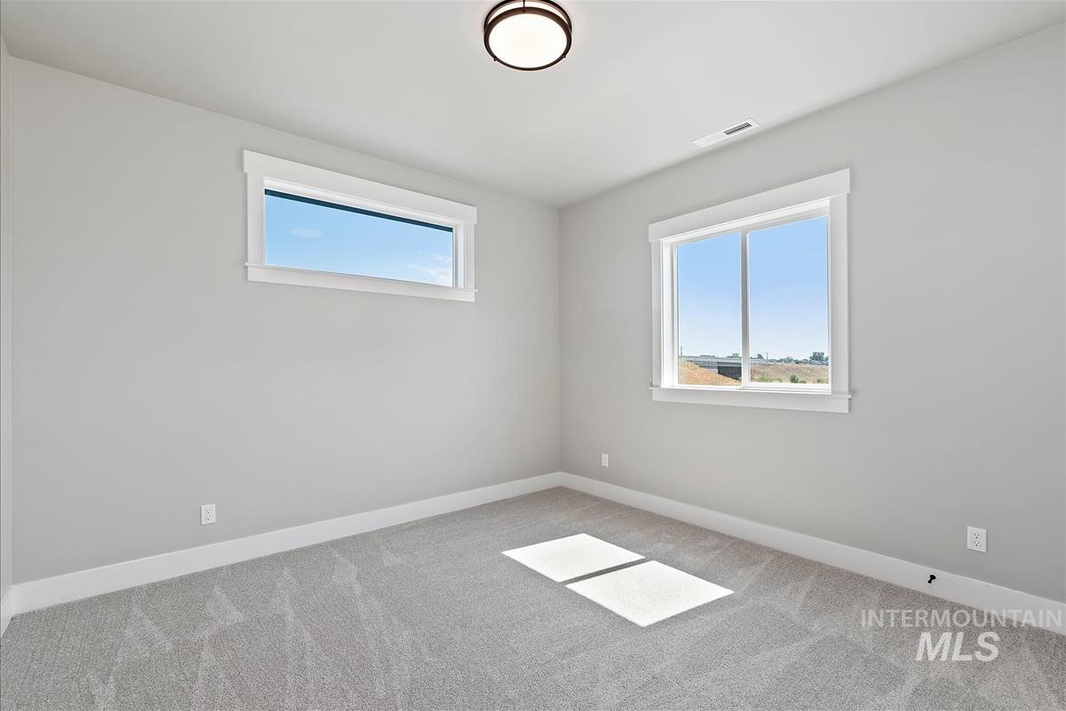 4588 N Alameda Creek Ave, Meridian, Idaho 83646, 3 Bedrooms, 2.5 Bathrooms, Residential For Sale, Price $559,900,MLS 98938771