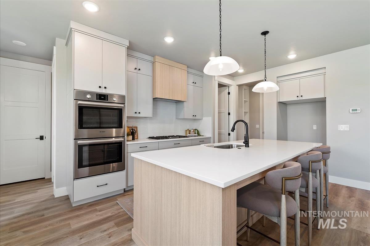 4588 N Alameda Creek Ave, Meridian, Idaho 83646, 3 Bedrooms, 2.5 Bathrooms, Residential For Sale, Price $559,900,MLS 98938771