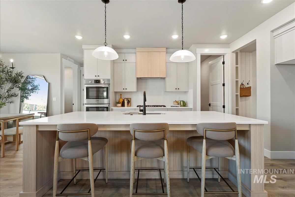 4588 N Alameda Creek Ave, Meridian, Idaho 83646, 3 Bedrooms, 2.5 Bathrooms, Residential For Sale, Price $559,900,MLS 98938771