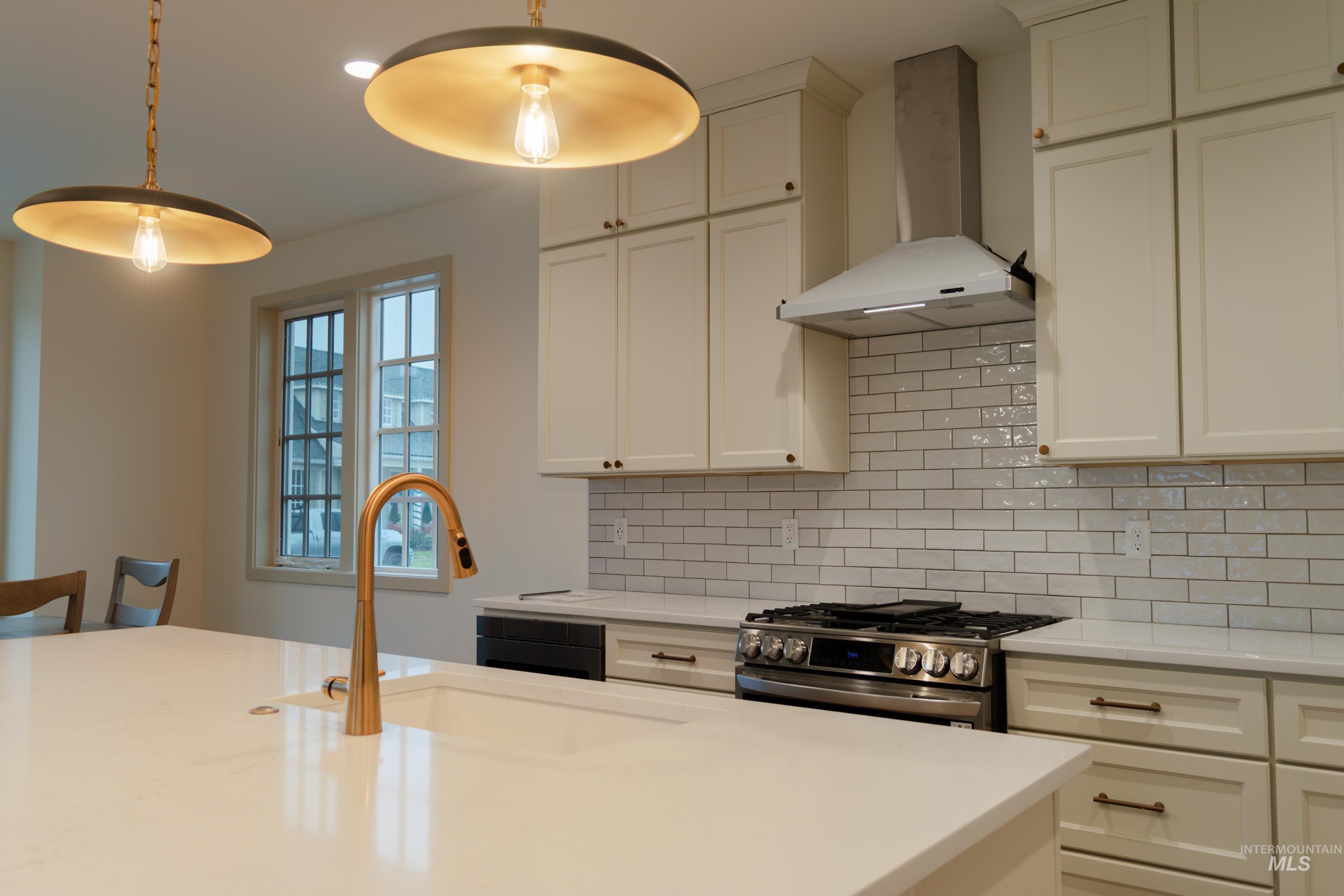 1560 Slonaker, Moscow, Idaho 83843, 4 Bedrooms, 2.5 Bathrooms, Residential For Sale, Price $719,000,MLS 98938802