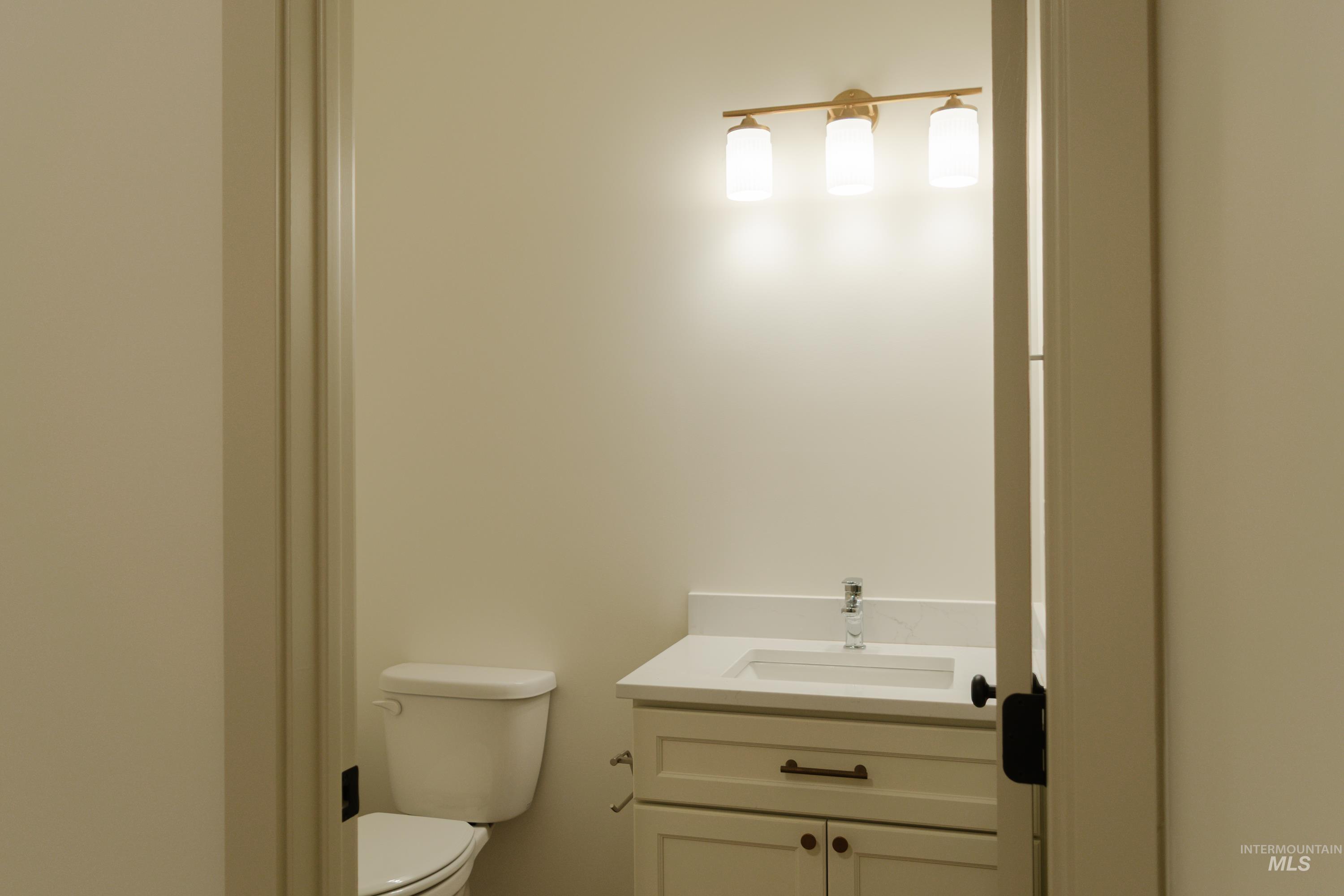 1560 Slonaker, Moscow, Idaho 83843, 4 Bedrooms, 2.5 Bathrooms, Residential For Sale, Price $719,000,MLS 98938802