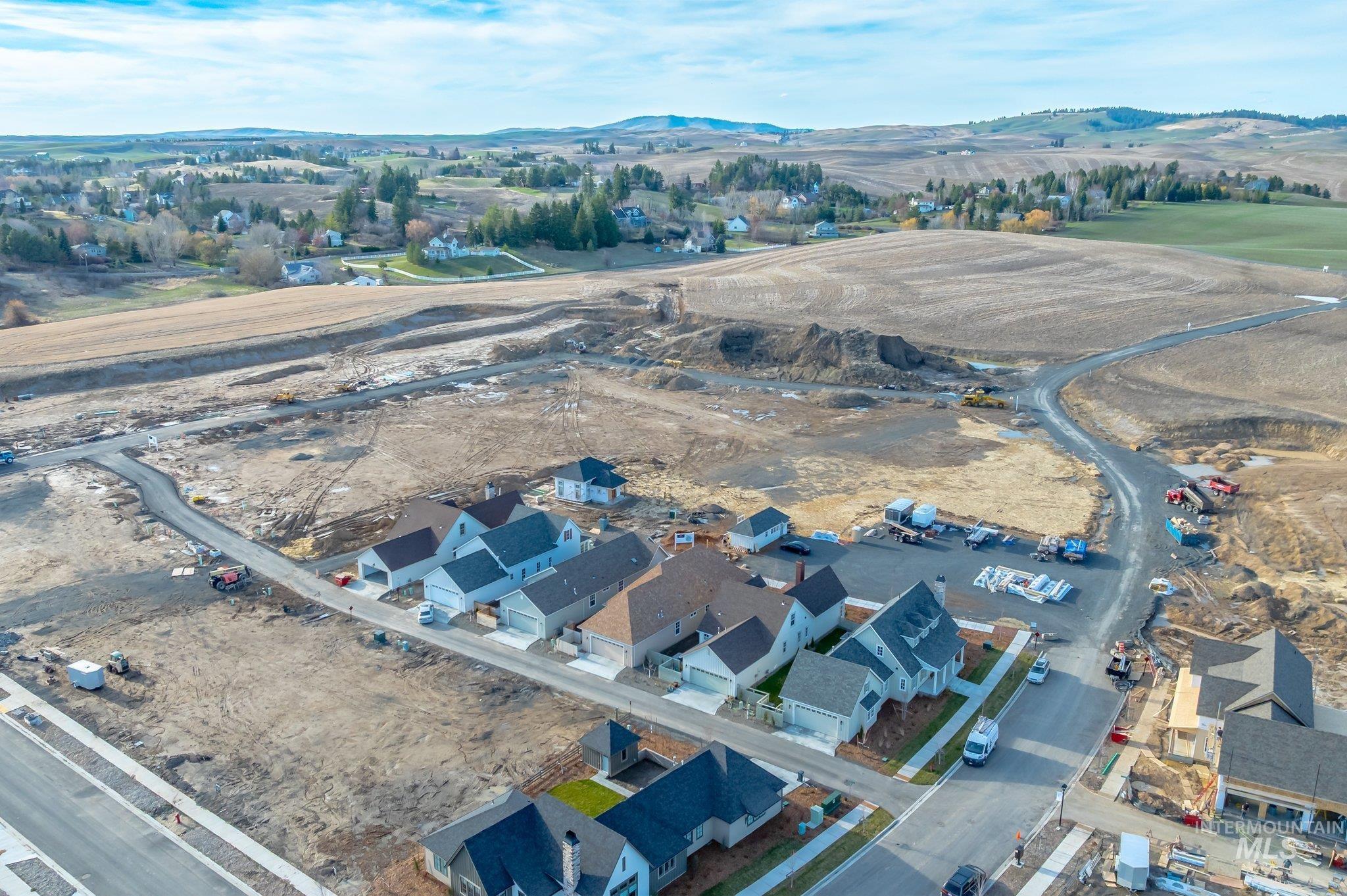 1560 Slonaker, Moscow, Idaho 83843, 4 Bedrooms, 2.5 Bathrooms, Residential For Sale, Price $719,000,MLS 98938802