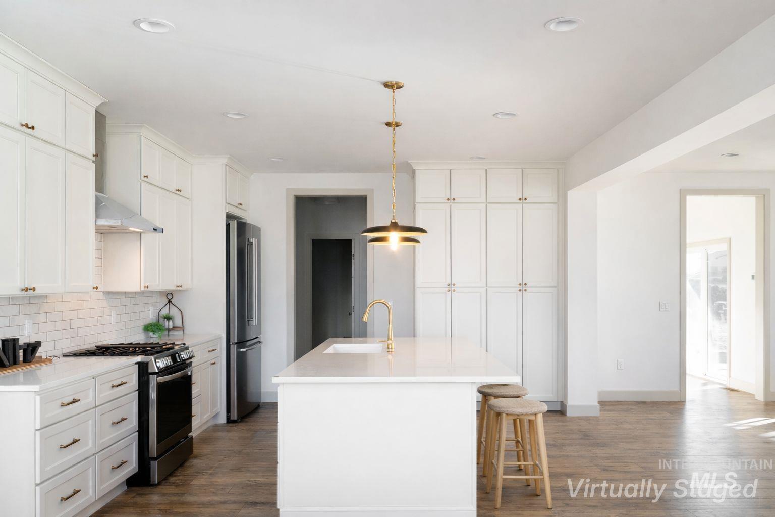 1560 Slonaker, Moscow, Idaho 83843, 4 Bedrooms, 2.5 Bathrooms, Residential For Sale, Price $719,000,MLS 98938802