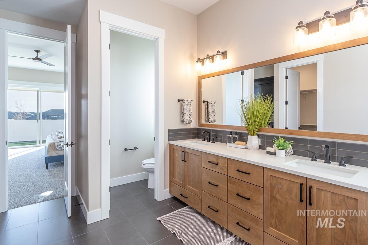 3081 N Ajax Ave, Eagle, Idaho 83616, 3 Bedrooms, 4.5 Bathrooms, Residential For Sale, Price $1,039,999,MLS 98938815