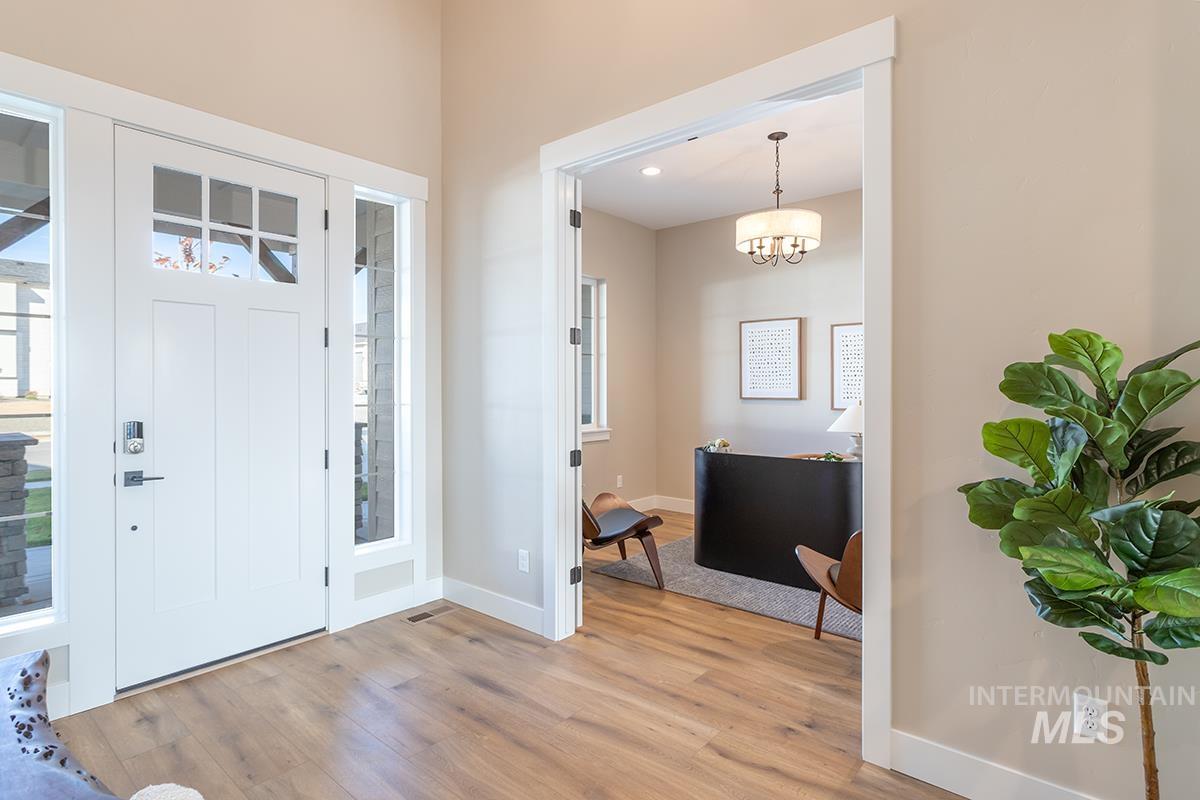 3081 N Ajax Ave, Eagle, Idaho 83616, 3 Bedrooms, 4.5 Bathrooms, Residential For Sale, Price $1,039,999,MLS 98938815