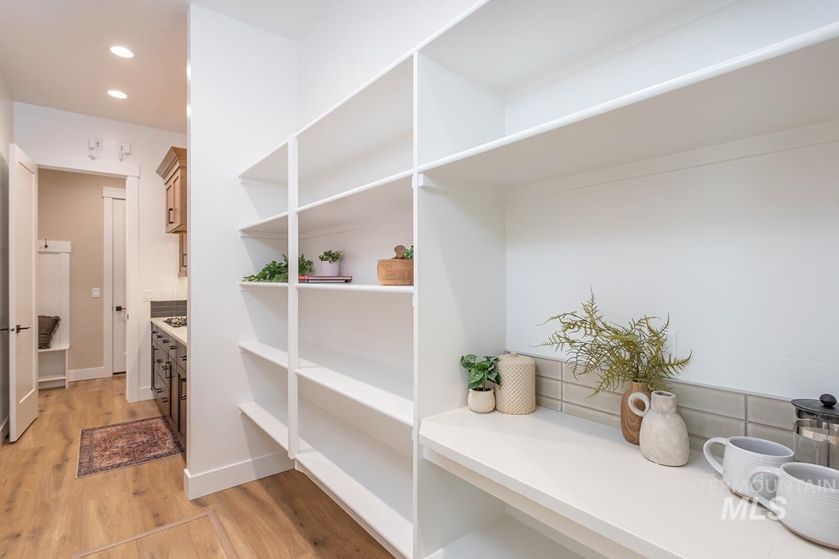 3081 N Ajax Ave, Eagle, Idaho 83616, 3 Bedrooms, 4.5 Bathrooms, Residential For Sale, Price $1,039,999,MLS 98938815