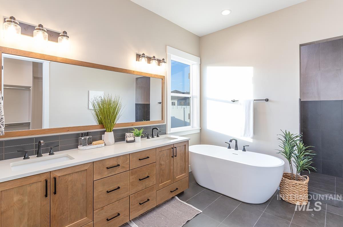 3081 N Ajax Ave, Eagle, Idaho 83616, 3 Bedrooms, 4.5 Bathrooms, Residential For Sale, Price $1,039,999,MLS 98938815