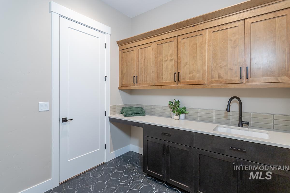 3081 N Ajax Ave, Eagle, Idaho 83616, 3 Bedrooms, 4.5 Bathrooms, Residential For Sale, Price $1,039,999,MLS 98938815