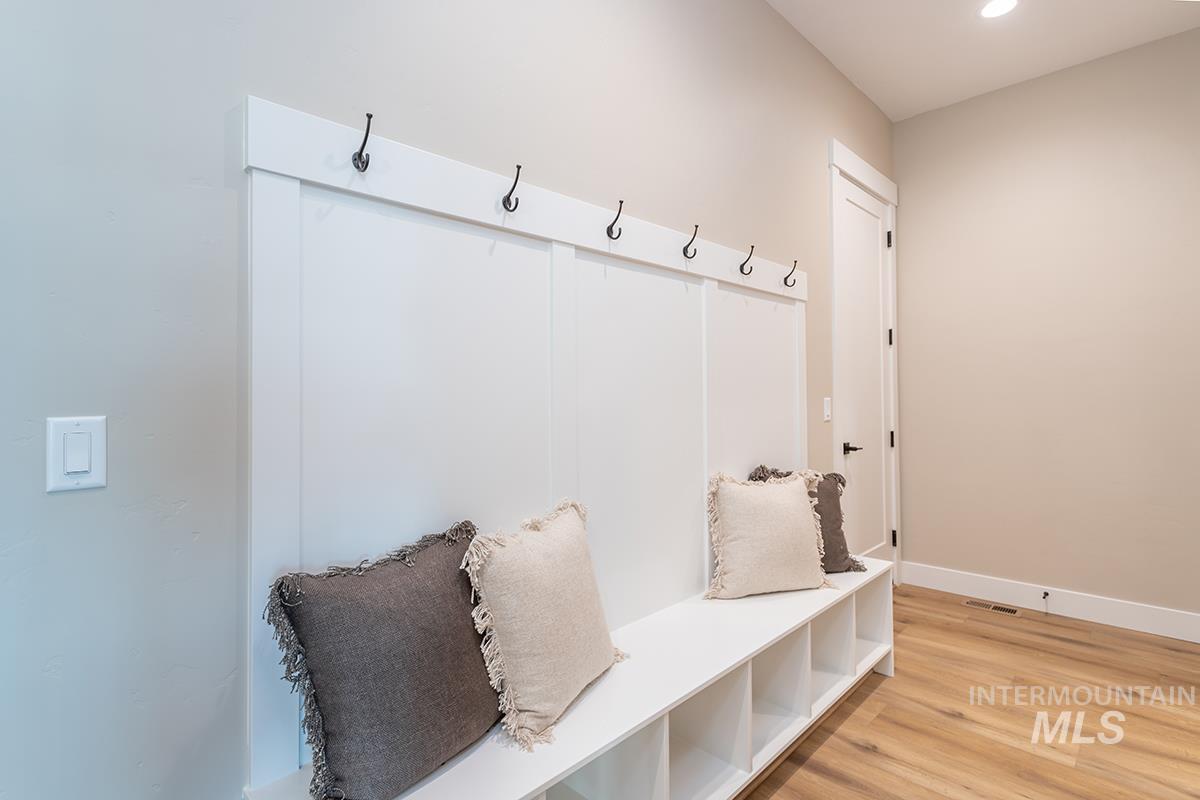 3081 N Ajax Ave, Eagle, Idaho 83616, 3 Bedrooms, 4.5 Bathrooms, Residential For Sale, Price $1,039,999,MLS 98938815