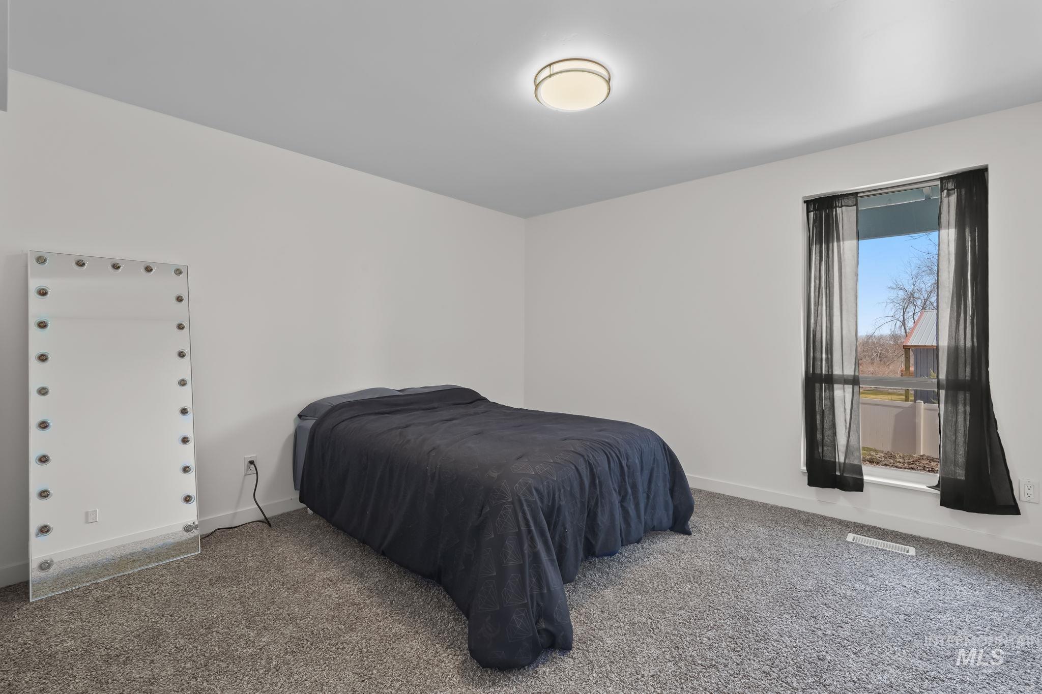 22168 Rio Vista Drive, Caldwell, Idaho 83607, 3 Bedrooms, 2.5 Bathrooms, Residential For Sale, Price $499,999,MLS 98939273