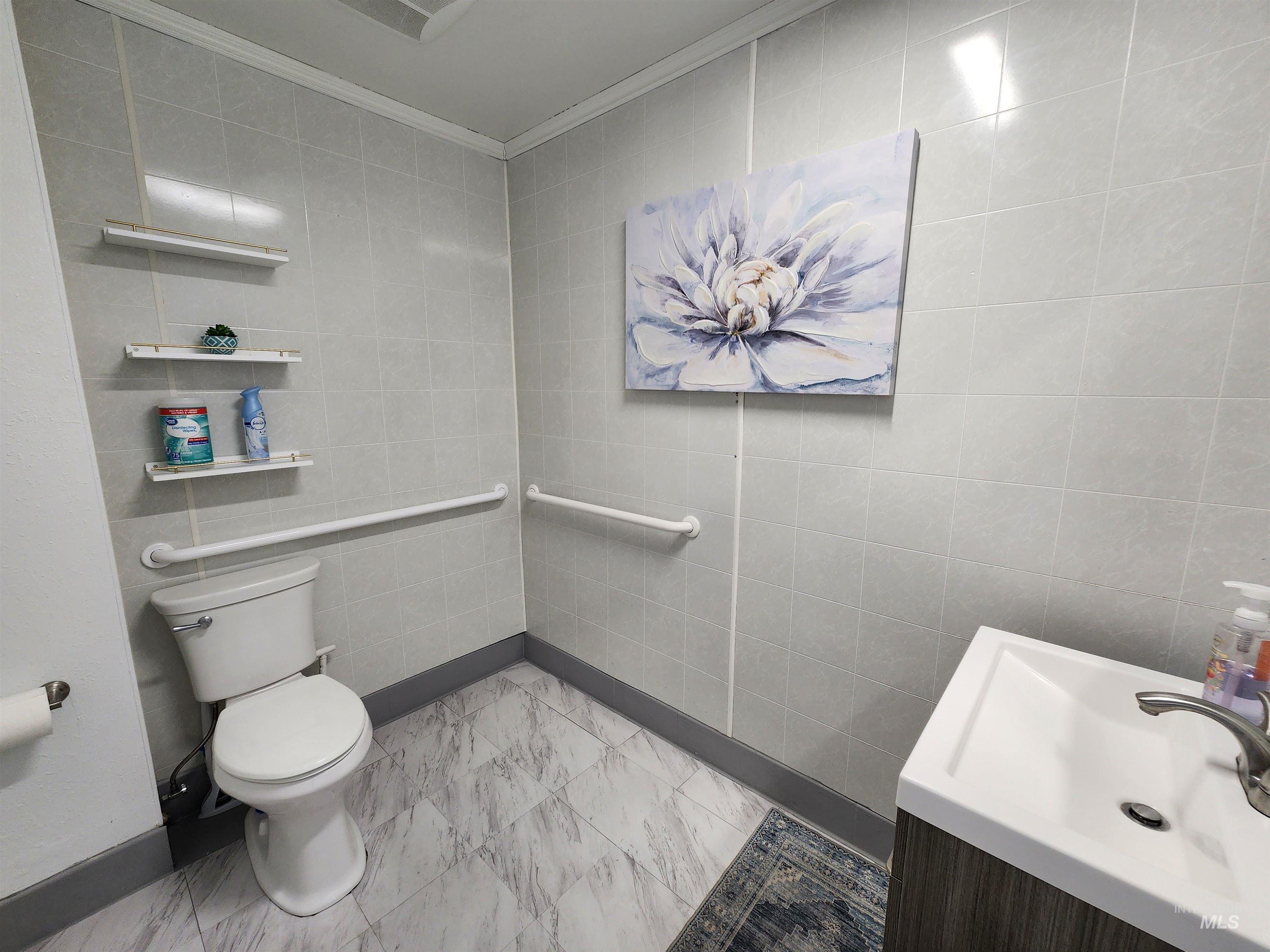 720 6th St., Clarkston, Washington 99403, Business/Commercial For Sale, Price $895,000,MLS 98939307