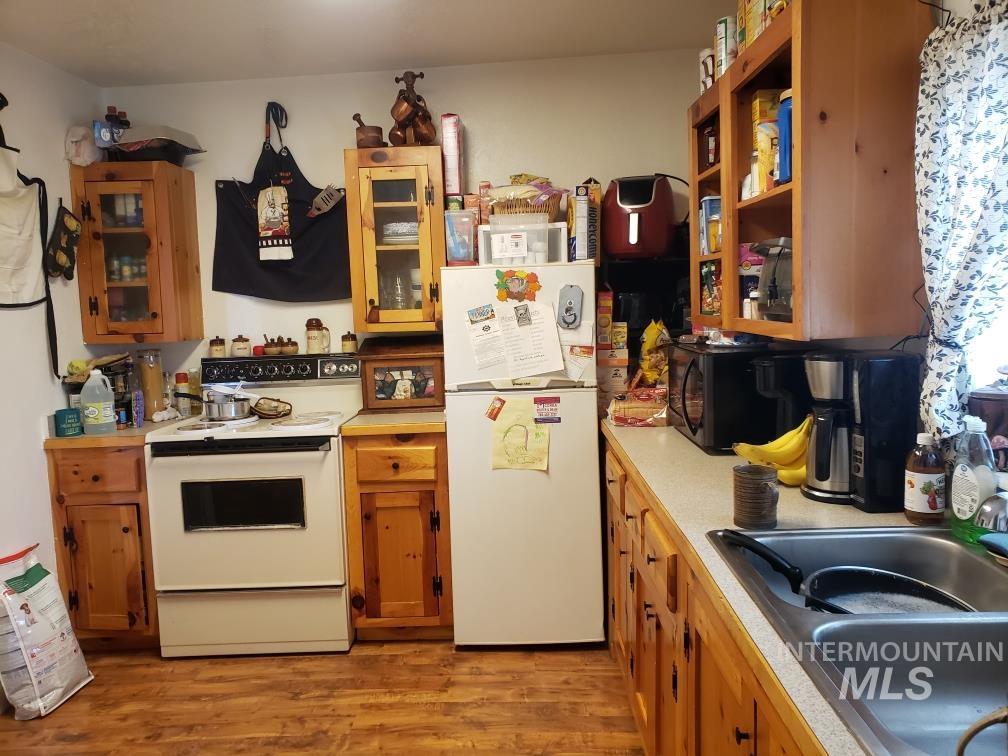 205 W Adams St, Huntington, Oregon 97907, 1 Bedroom, 1 Bathroom, Residential Income For Sale, Price $349,000, 98939322