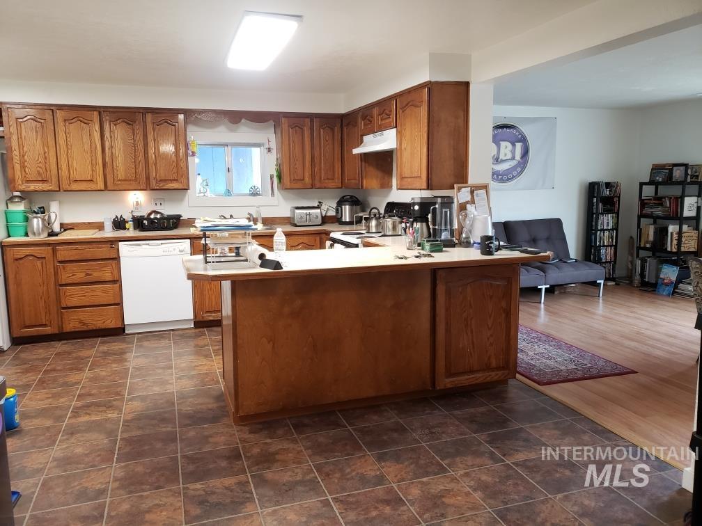 205 W Adams St, Huntington, Oregon 97907, 1 Bedroom, 1 Bathroom, Residential Income For Sale, Price $349,000, 98939322