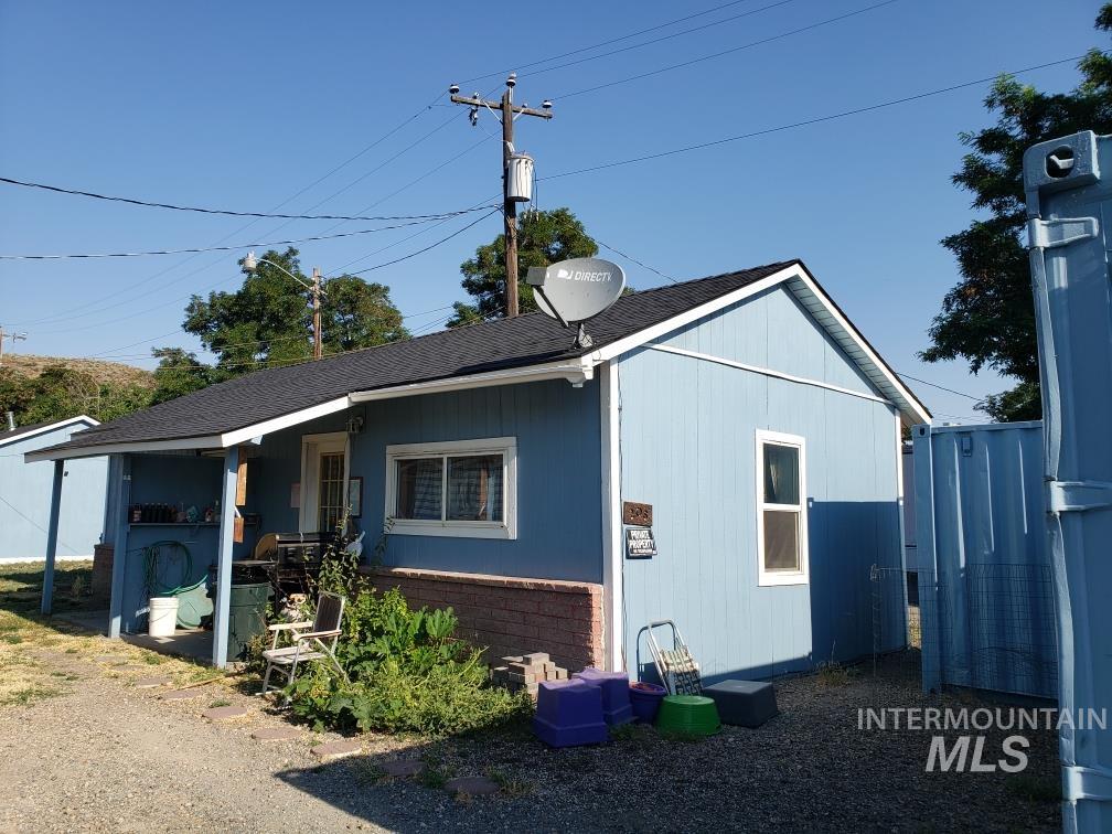 205 W Adams St, Huntington, Oregon 97907, 1 Bedroom, 1 Bathroom, Residential Income For Sale, Price $349,000, 98939322