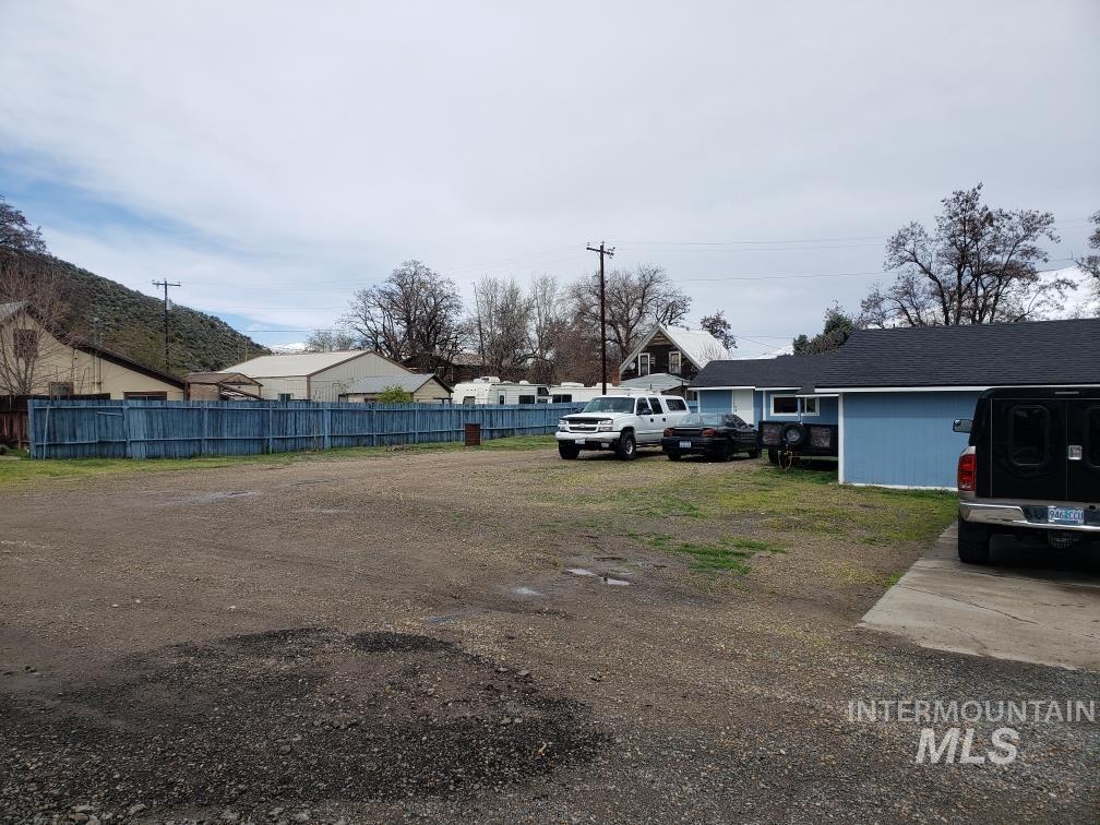 205 W Adams St, Huntington, Oregon 97907, 1 Bedroom, 1 Bathroom, Residential Income For Sale, Price $349,000, 98939322