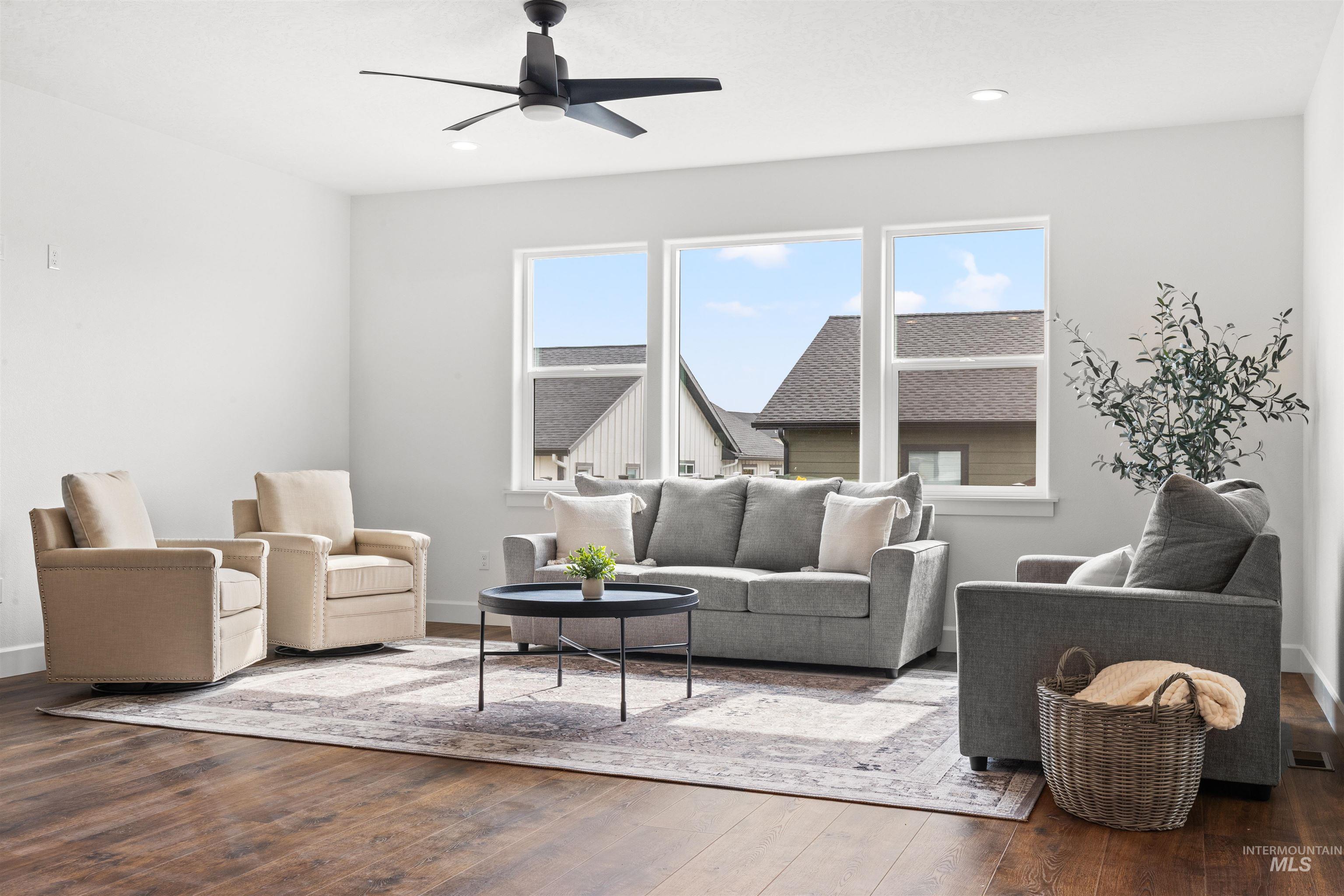 1724 Pathway Court, Lewiston, Idaho 83501, 3 Bedrooms, 2 Bathrooms, Residential For Sale, Price $580,000,MLS 98939392