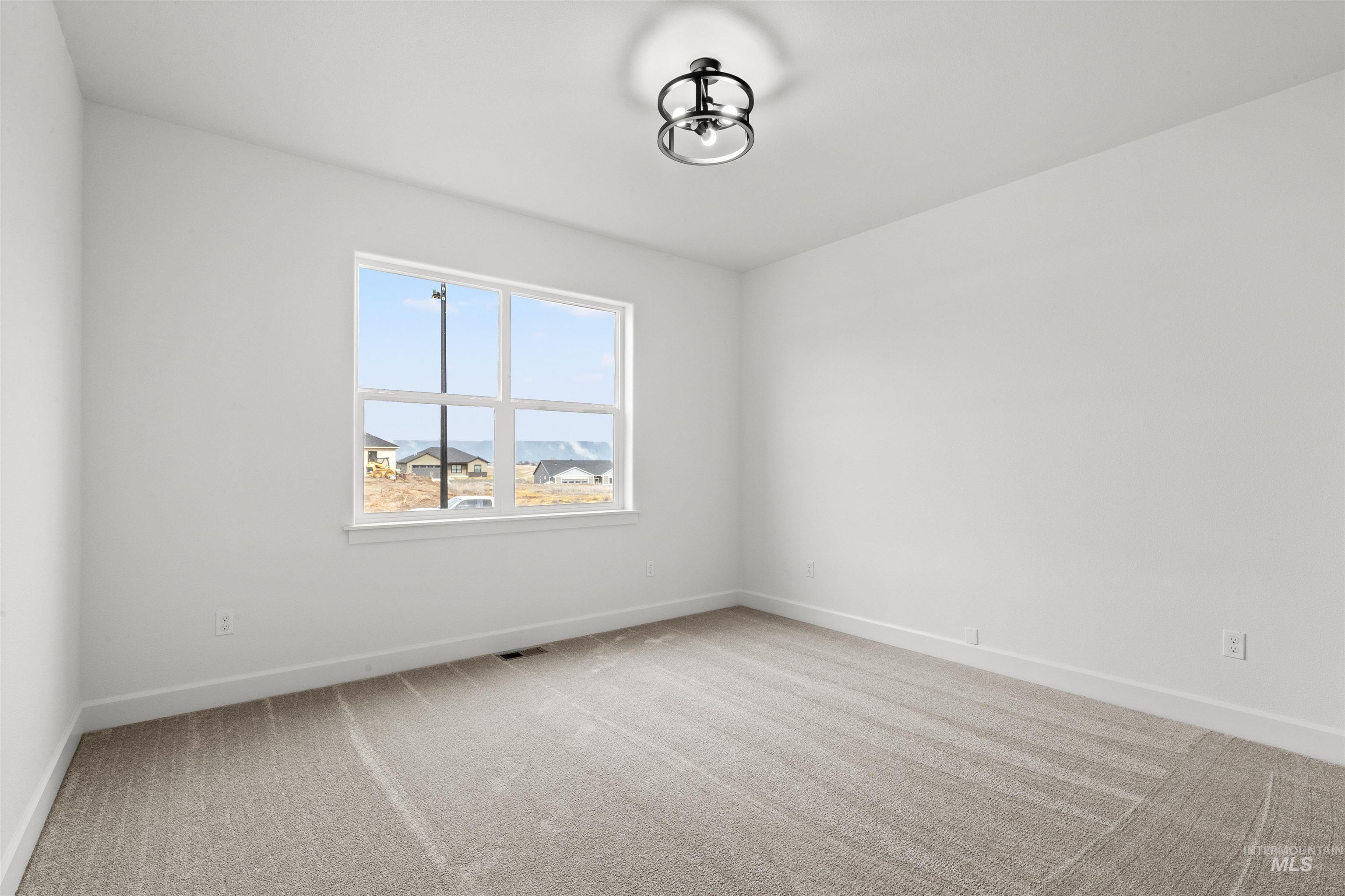 1724 Pathway Court, Lewiston, Idaho 83501, 3 Bedrooms, 2 Bathrooms, Residential For Sale, Price $580,000,MLS 98939392