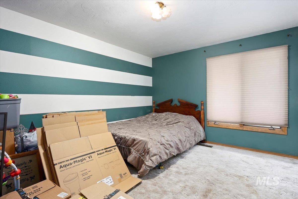 1846 S 1800 E, Gooding, Idaho 83330, 4 Bedrooms, 3 Bathrooms, Residential For Sale, Price $645,000,MLS 98939435