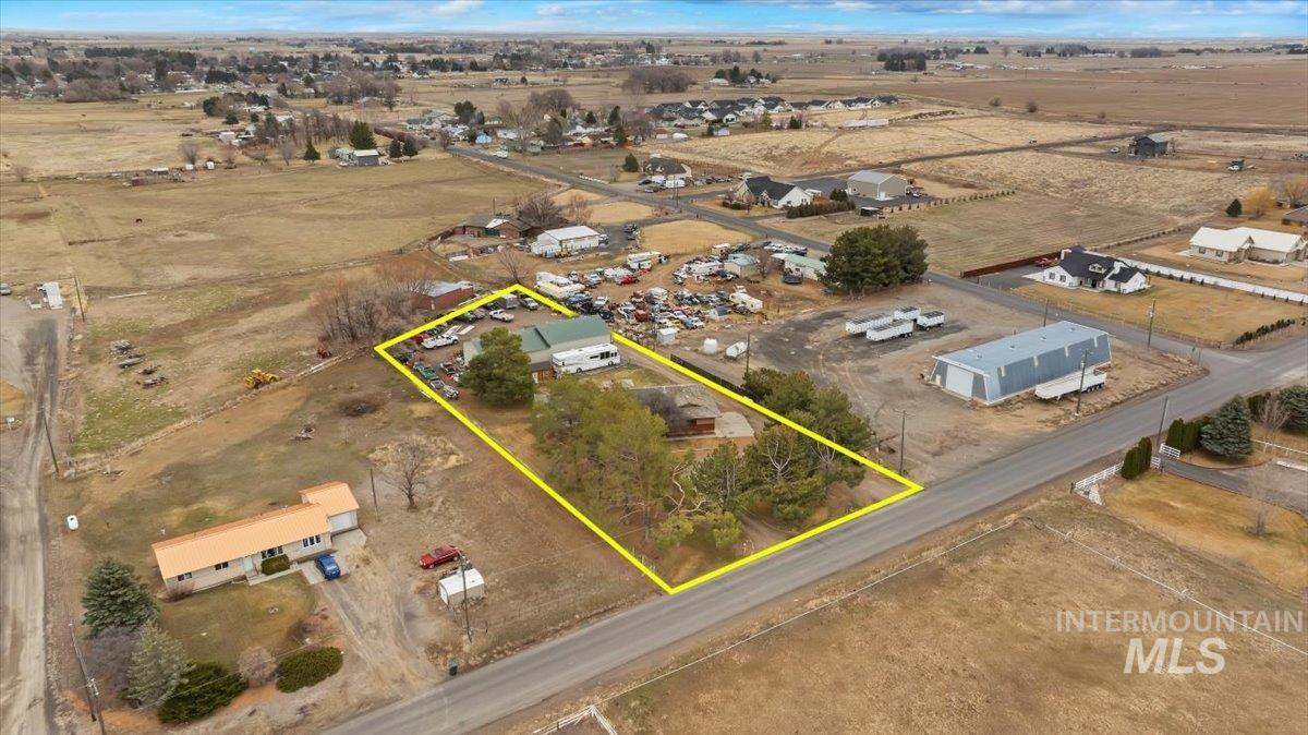 1846 S 1800 E, Gooding, Idaho 83330, 4 Bedrooms, 3 Bathrooms, Residential For Sale, Price $645,000,MLS 98939435