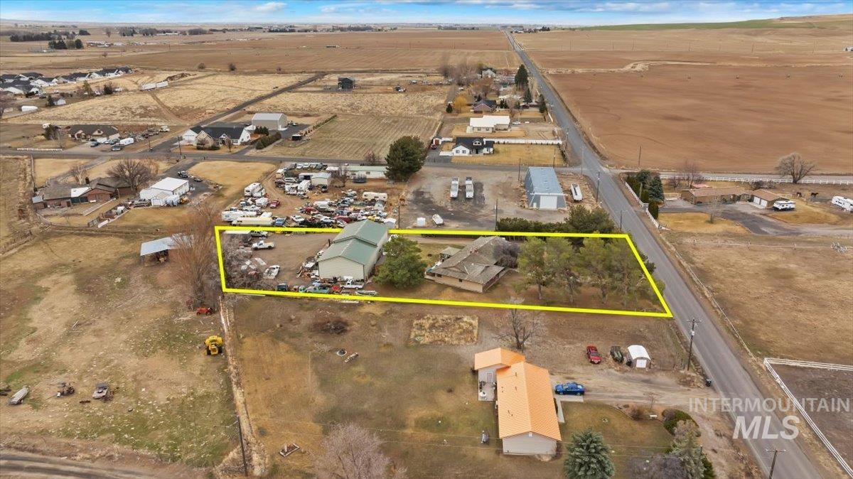 1846 S 1800 E, Gooding, Idaho 83330, 4 Bedrooms, 3 Bathrooms, Residential For Sale, Price $645,000,MLS 98939435