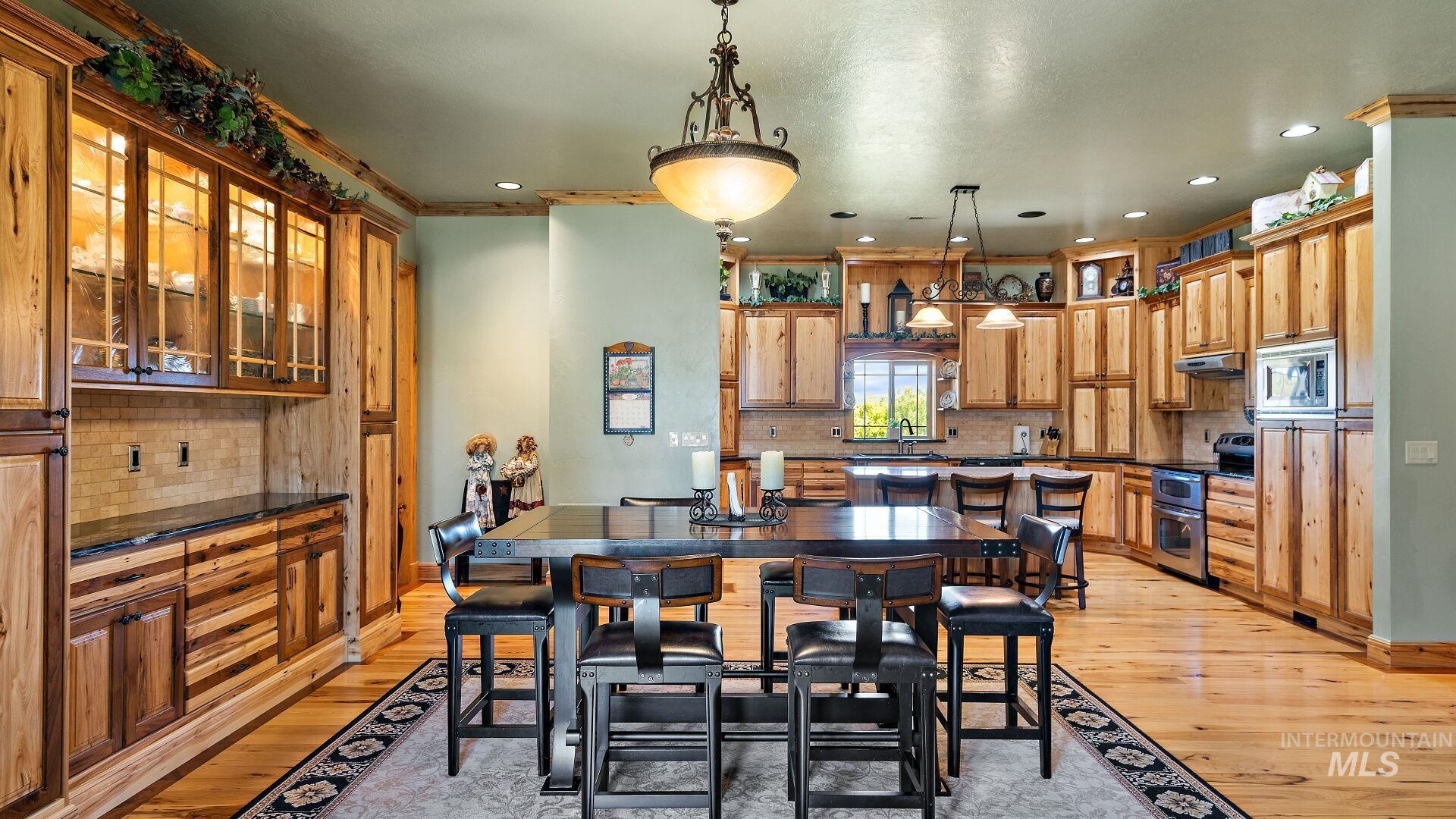 7340 Sagebrush Lane, Caldwell, Idaho 83607, 4 Bedrooms, 2.5 Bathrooms, Residential For Sale, Price $1,850,000,MLS 98939500