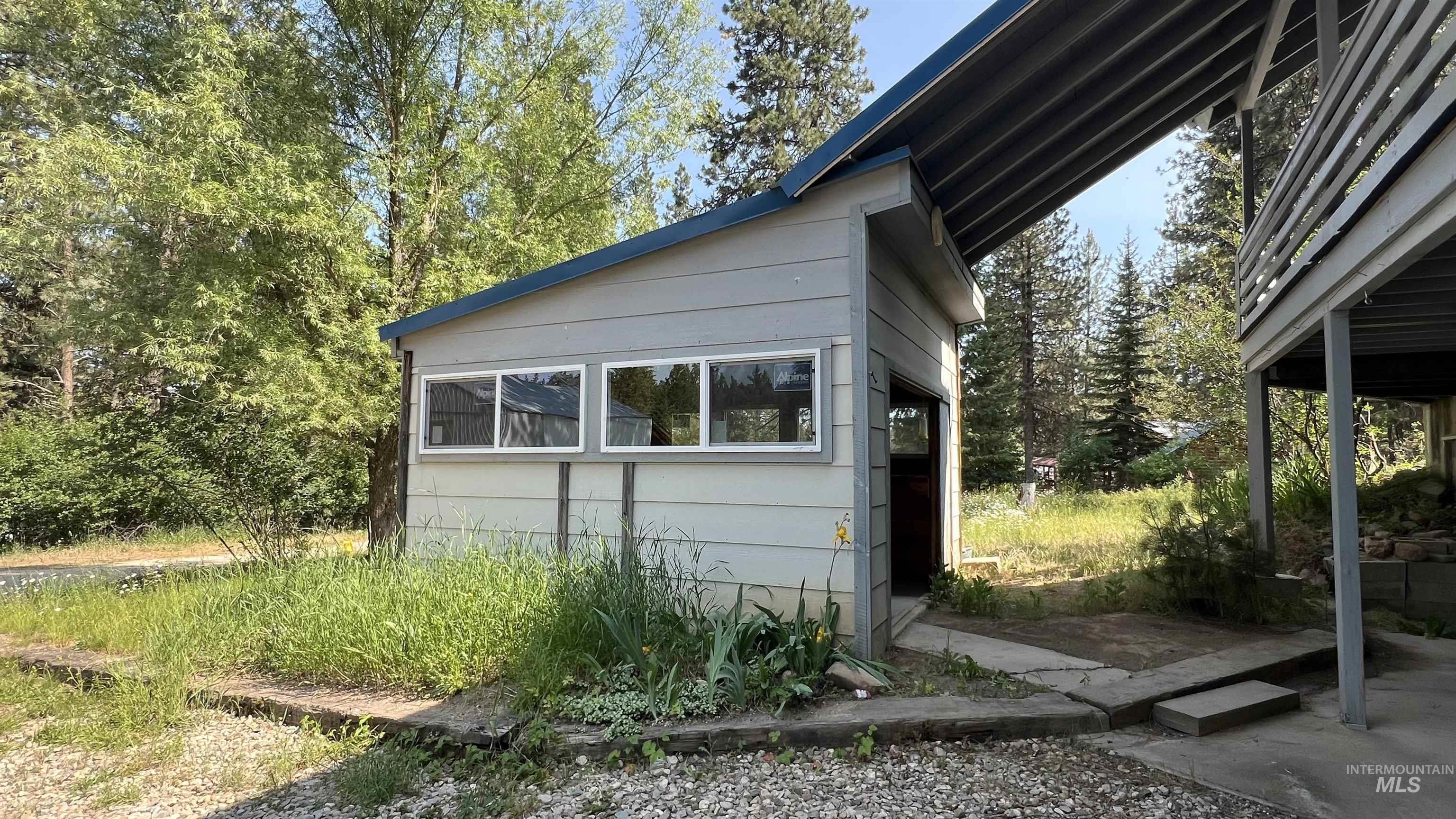 24 Castle Meadow Dr, Garden Valley, Idaho 83622, 3 Bedrooms, 3 Bathrooms, Residential For Sale, Price $525,000,MLS 98939512