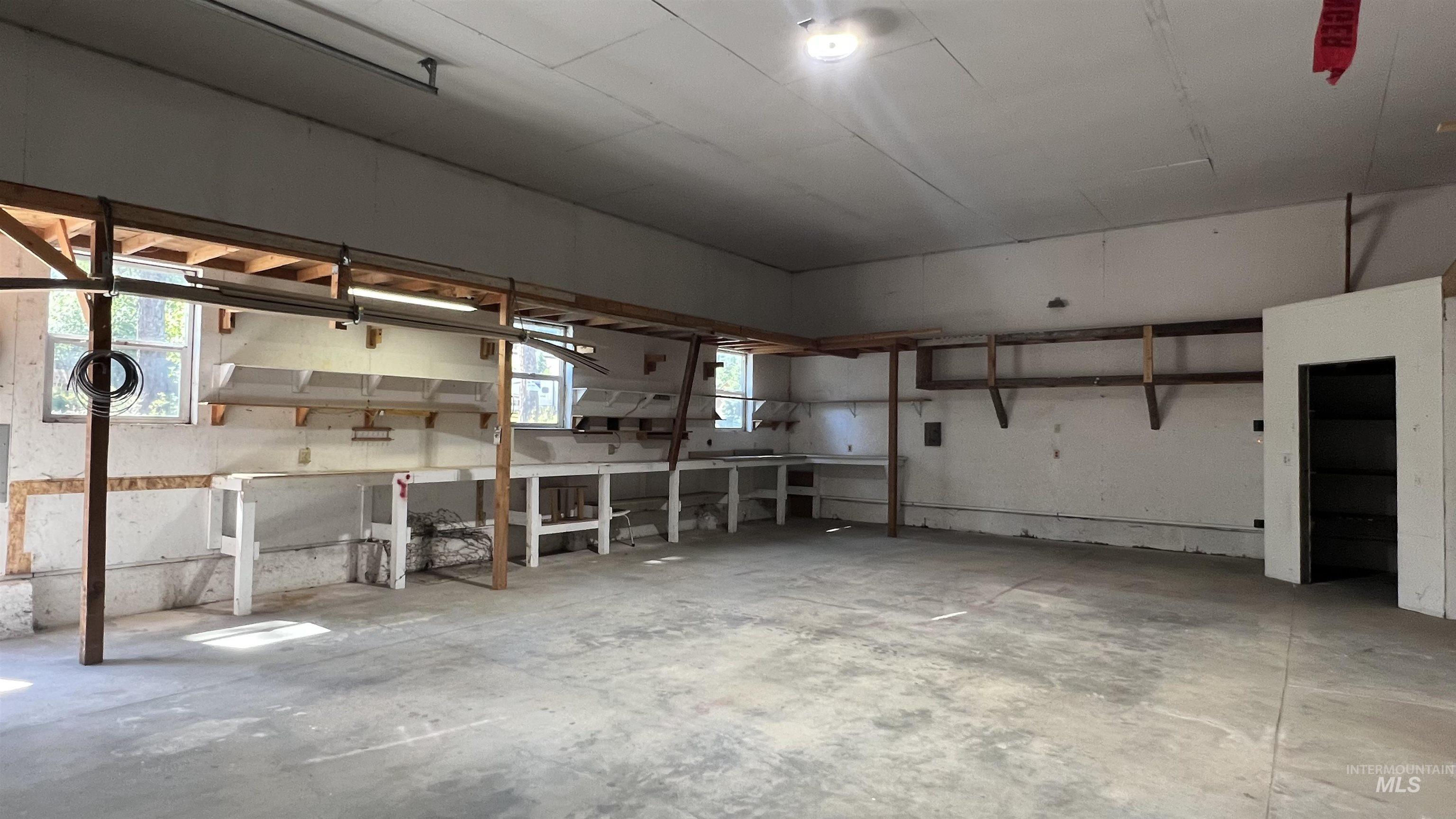 24 Castle Meadow Dr, Garden Valley, Idaho 83622, 3 Bedrooms, 3 Bathrooms, Residential For Sale, Price $525,000,MLS 98939512