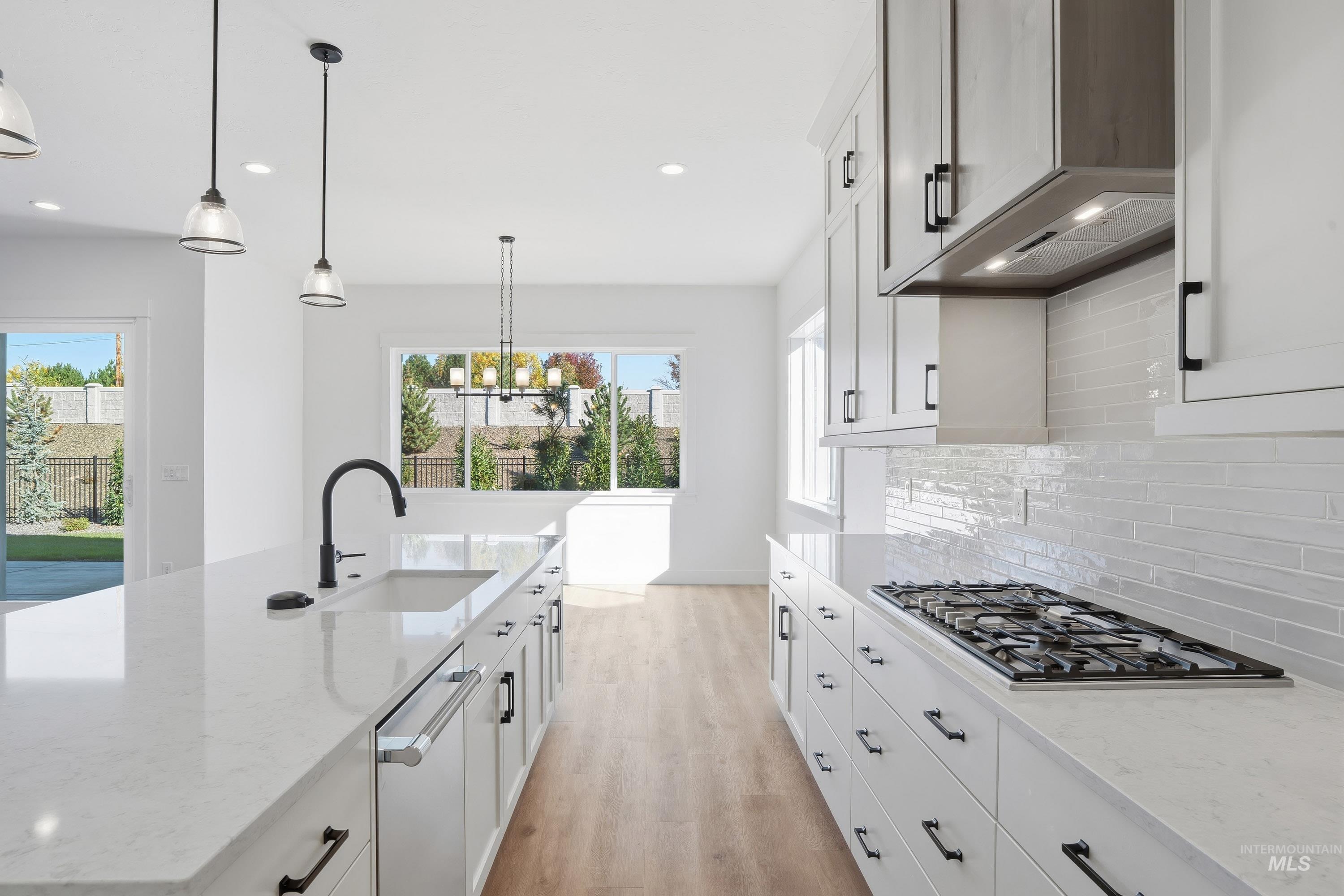 2106 N Annadale Ave, Eagle, Idaho 83616, 4 Bedrooms, 3.5 Bathrooms, Residential For Sale, Price $1,199,000,MLS 98939589