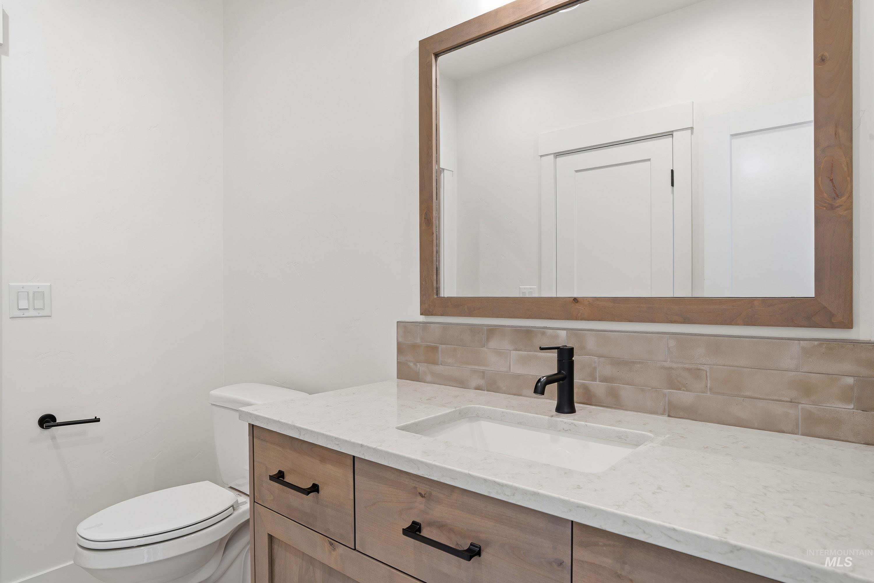 2106 N Annadale Ave, Eagle, Idaho 83616, 4 Bedrooms, 3.5 Bathrooms, Residential For Sale, Price $1,199,000,MLS 98939589