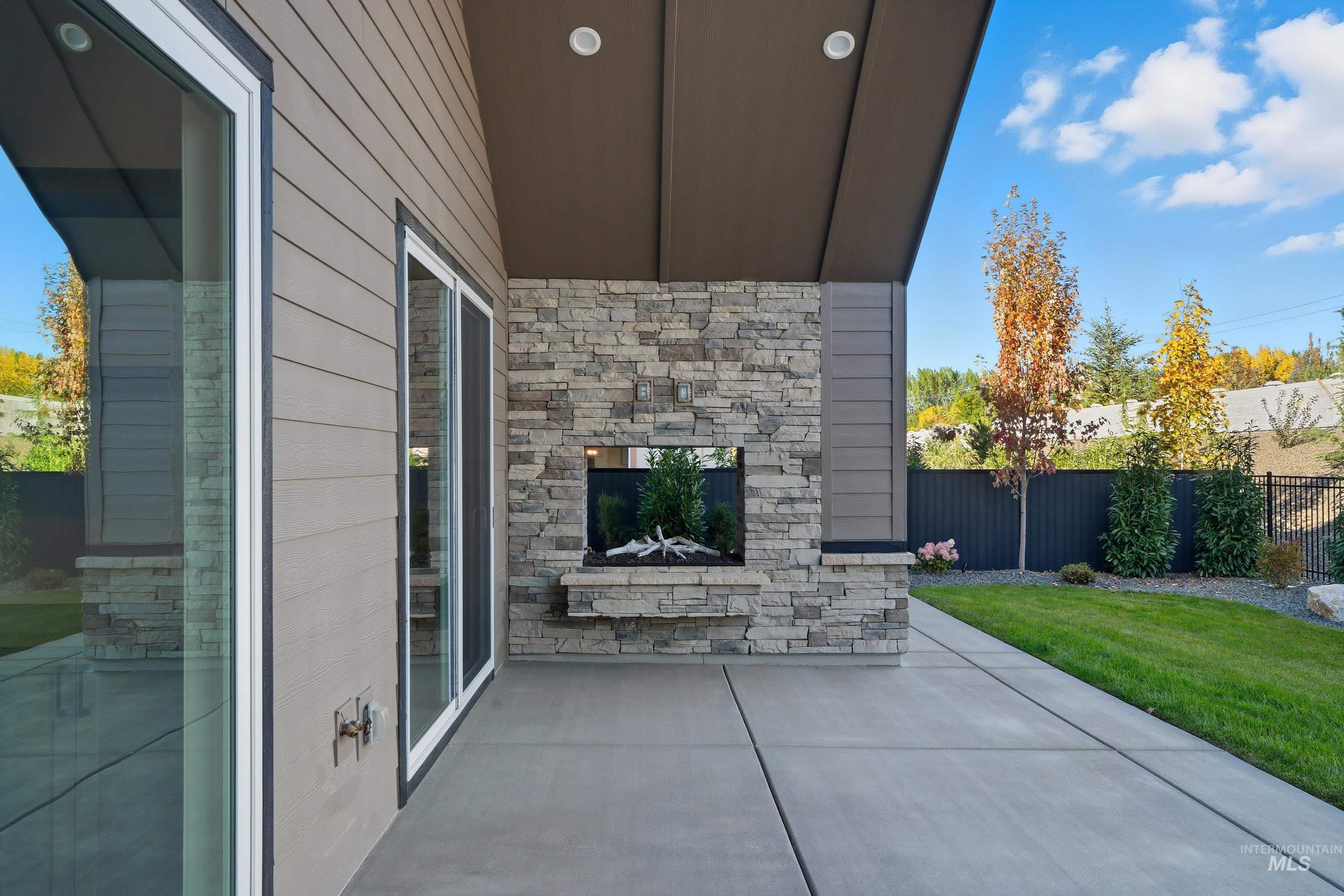 2106 N Annadale Ave, Eagle, Idaho 83616, 4 Bedrooms, 3.5 Bathrooms, Residential For Sale, Price $1,199,000,MLS 98939589