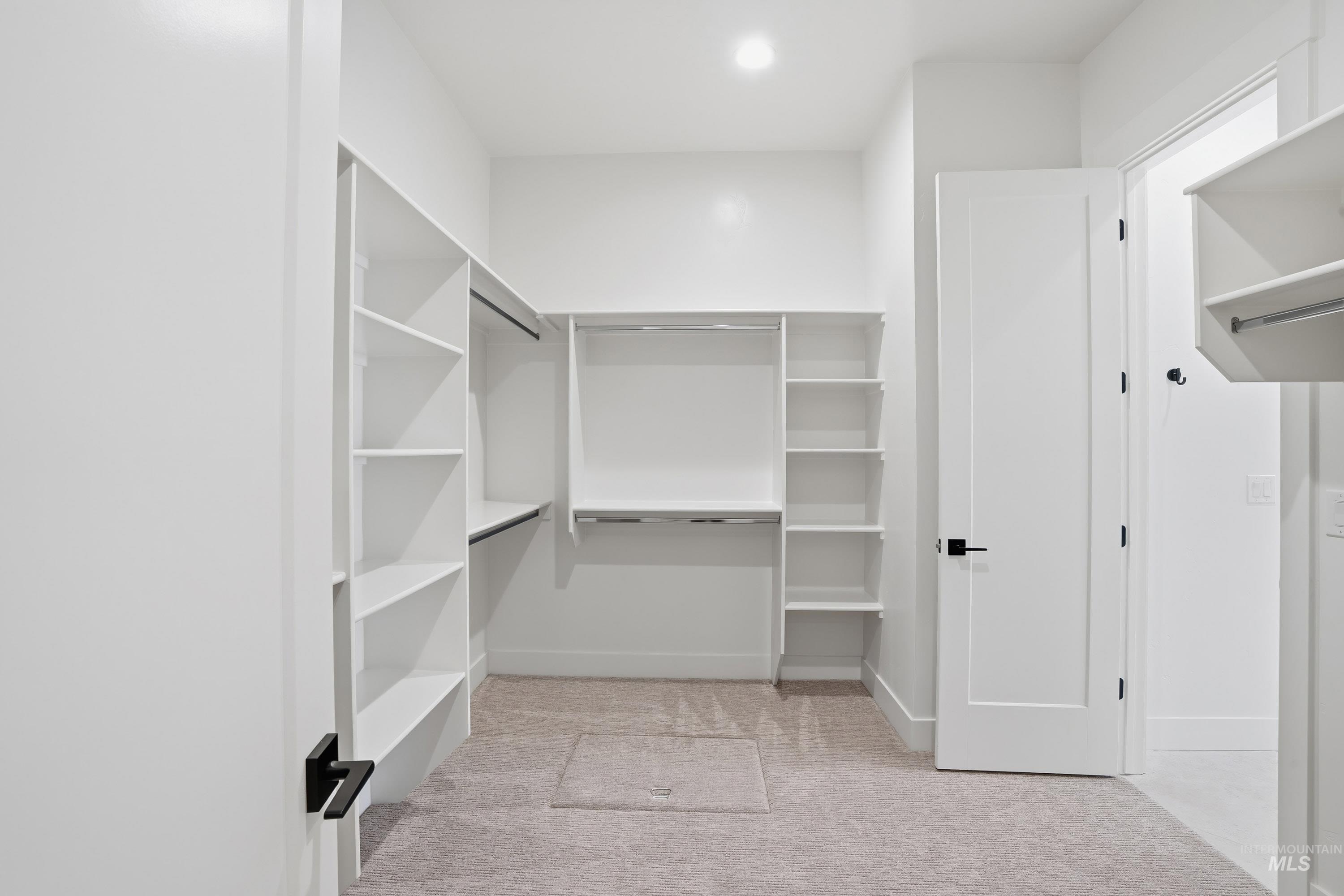 2106 N Annadale Ave, Eagle, Idaho 83616, 4 Bedrooms, 3.5 Bathrooms, Residential For Sale, Price $1,199,000,MLS 98939589