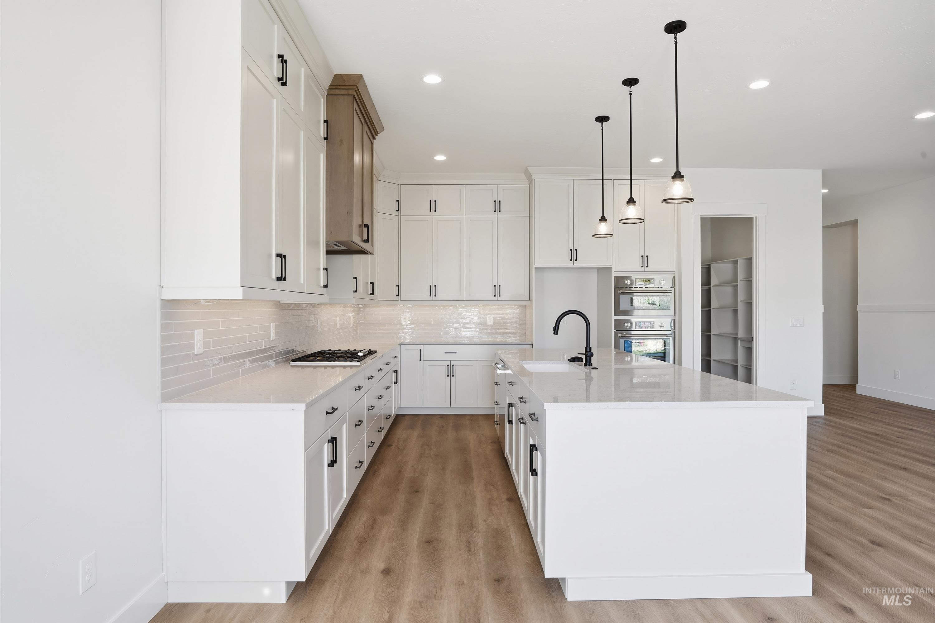 2106 N Annadale Ave, Eagle, Idaho 83616, 4 Bedrooms, 3.5 Bathrooms, Residential For Sale, Price $1,199,000,MLS 98939589