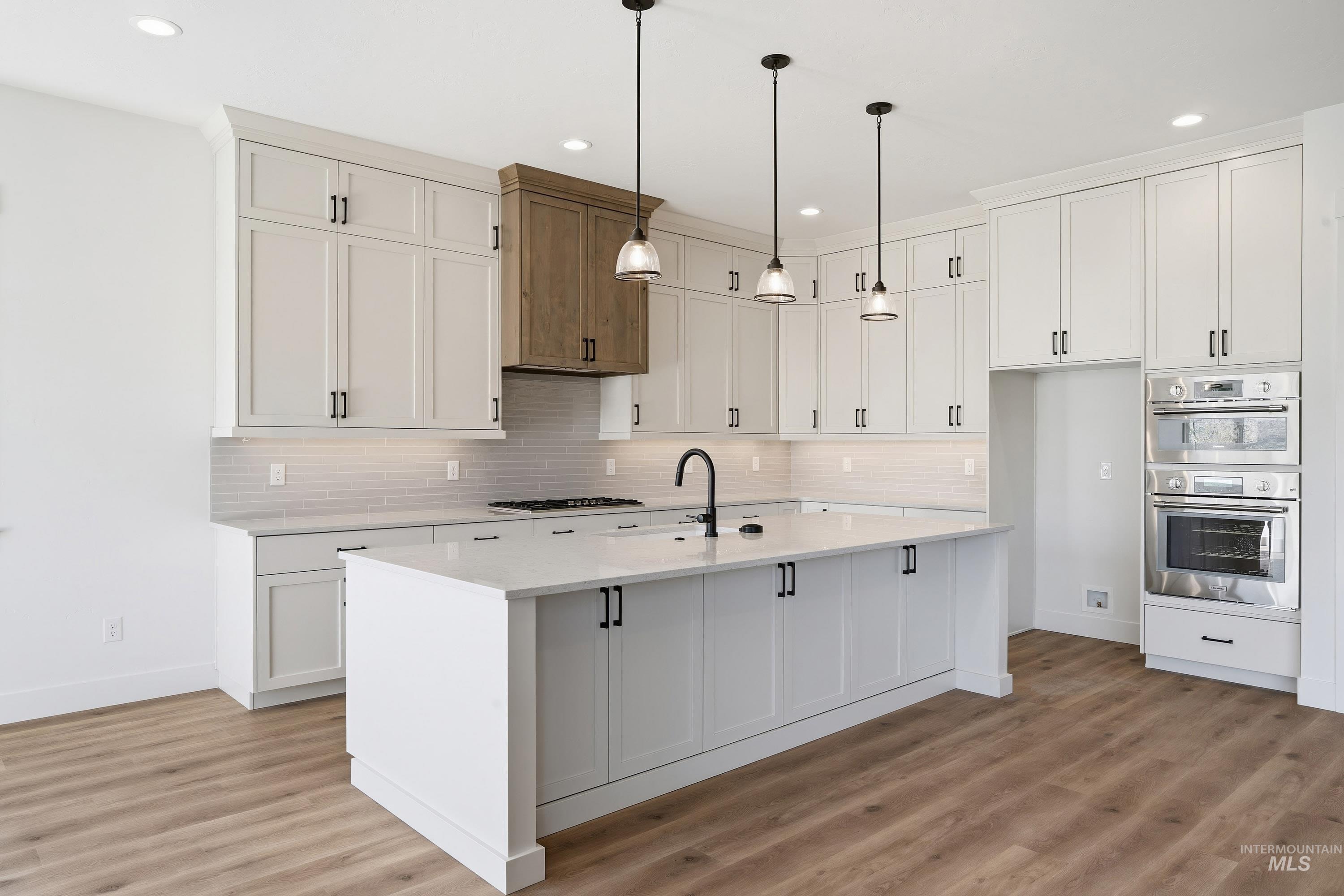 2106 N Annadale Ave, Eagle, Idaho 83616, 4 Bedrooms, 3.5 Bathrooms, Residential For Sale, Price $1,199,000,MLS 98939589