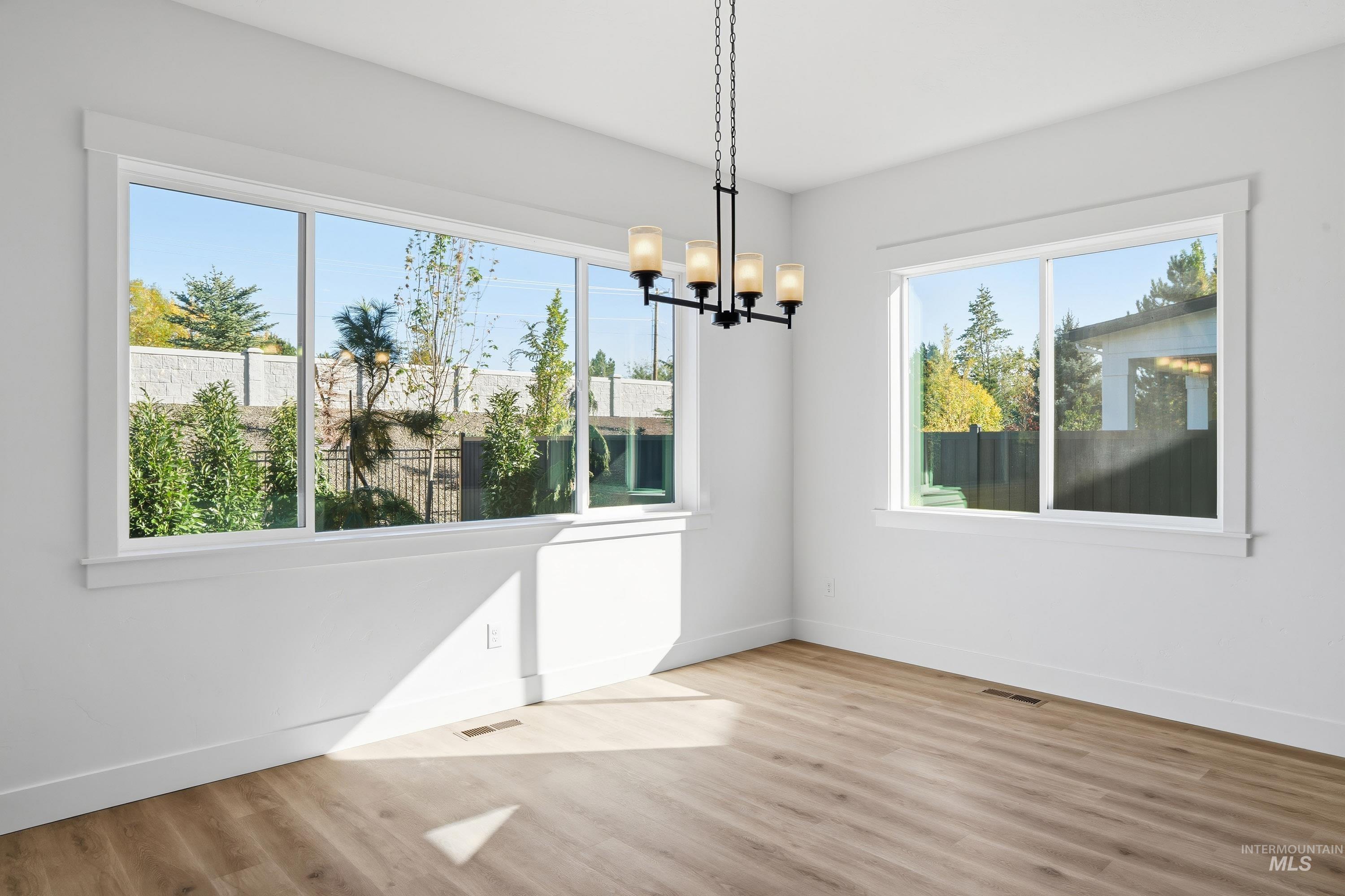 2106 N Annadale Ave, Eagle, Idaho 83616, 4 Bedrooms, 3.5 Bathrooms, Residential For Sale, Price $1,199,000,MLS 98939589