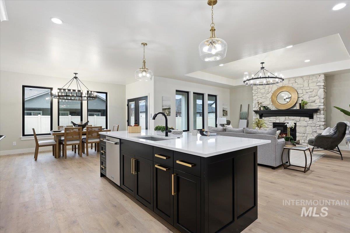 2031 Red Rock Way, Twin Falls, Idaho 83301, 5 Bedrooms, 3.5 Bathrooms, Residential For Sale, Price $749,900,MLS 98939842