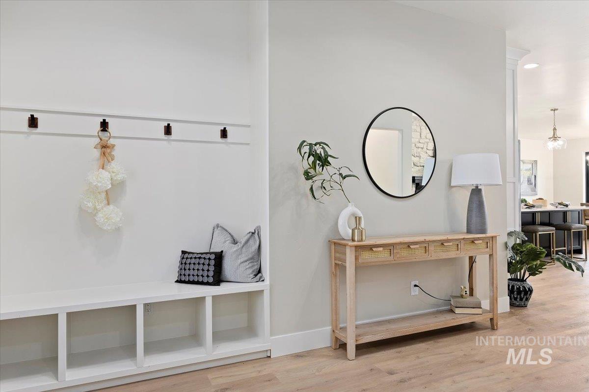 2031 Red Rock Way, Twin Falls, Idaho 83301, 5 Bedrooms, 3.5 Bathrooms, Residential For Sale, Price $749,900,MLS 98939842