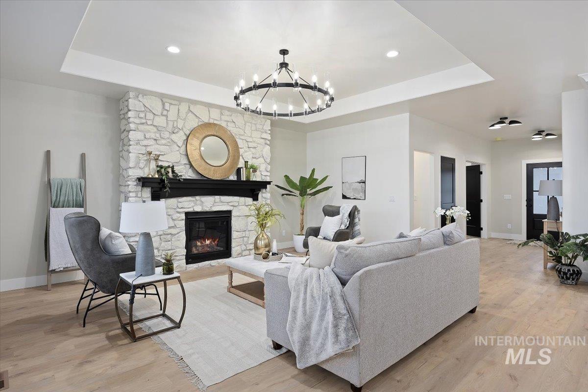 2031 Red Rock Way, Twin Falls, Idaho 83301, 5 Bedrooms, 3.5 Bathrooms, Residential For Sale, Price $749,900,MLS 98939842