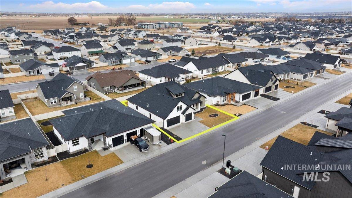 2031 Red Rock Way, Twin Falls, Idaho 83301, 5 Bedrooms, 3.5 Bathrooms, Residential For Sale, Price $749,900,MLS 98939842