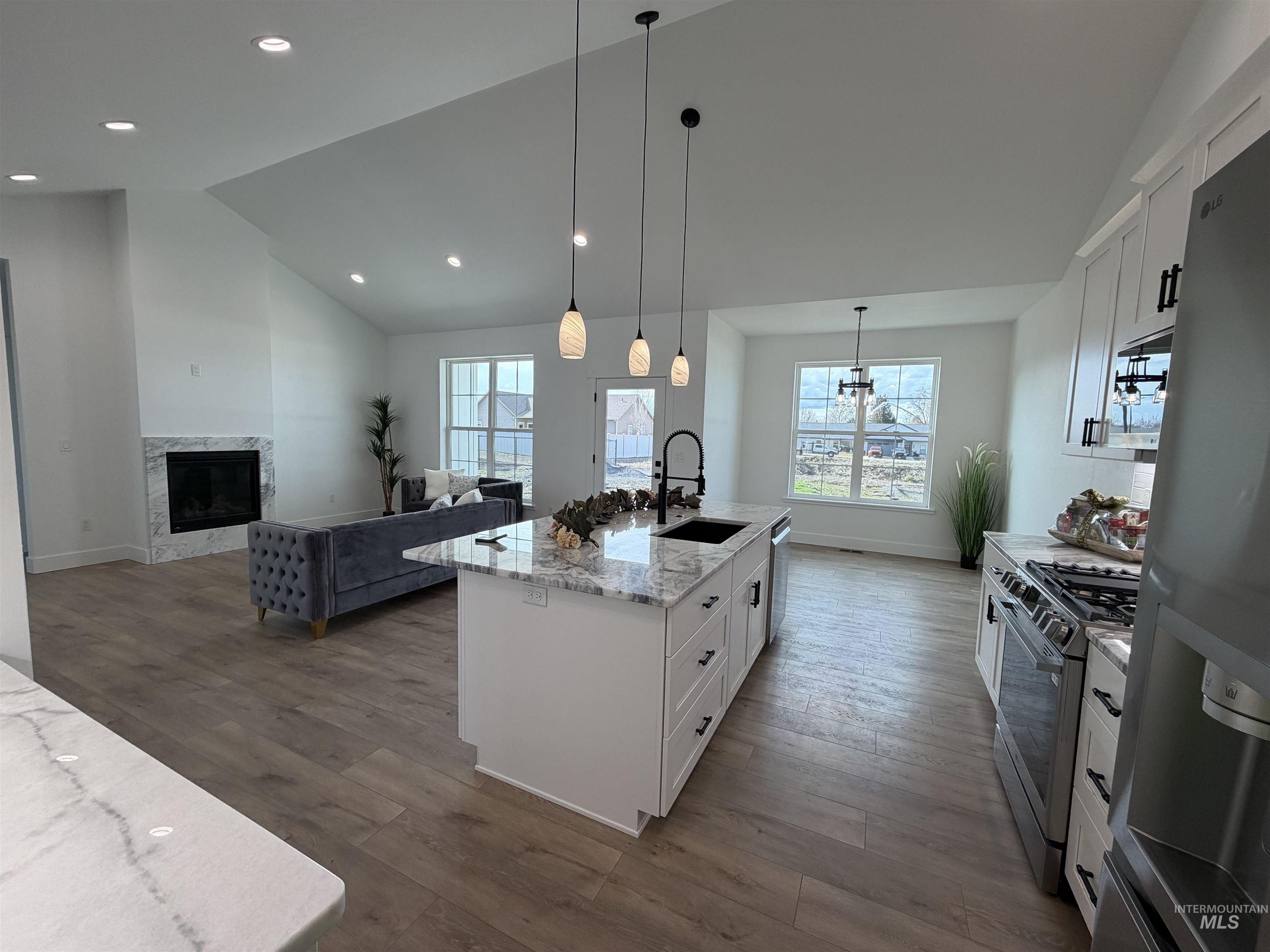 3714 Skyview Dr., Lewiston, Idaho 83501, 4 Bedrooms, 3 Bathrooms, Residential For Sale, Price $559,000, 98940357