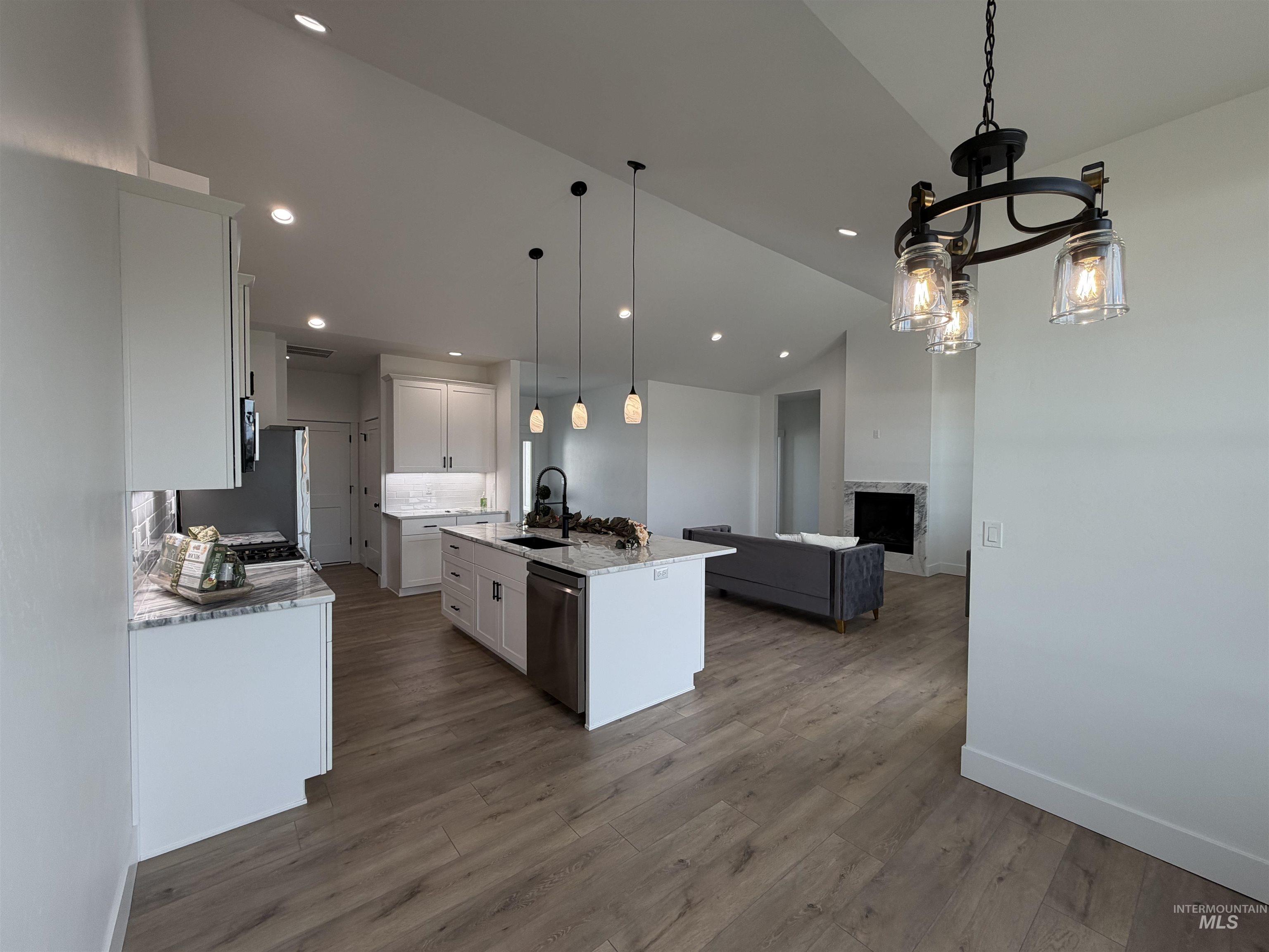 3714 Skyview Dr., Lewiston, Idaho 83501, 4 Bedrooms, 3 Bathrooms, Residential For Sale, Price $559,000, 98940357