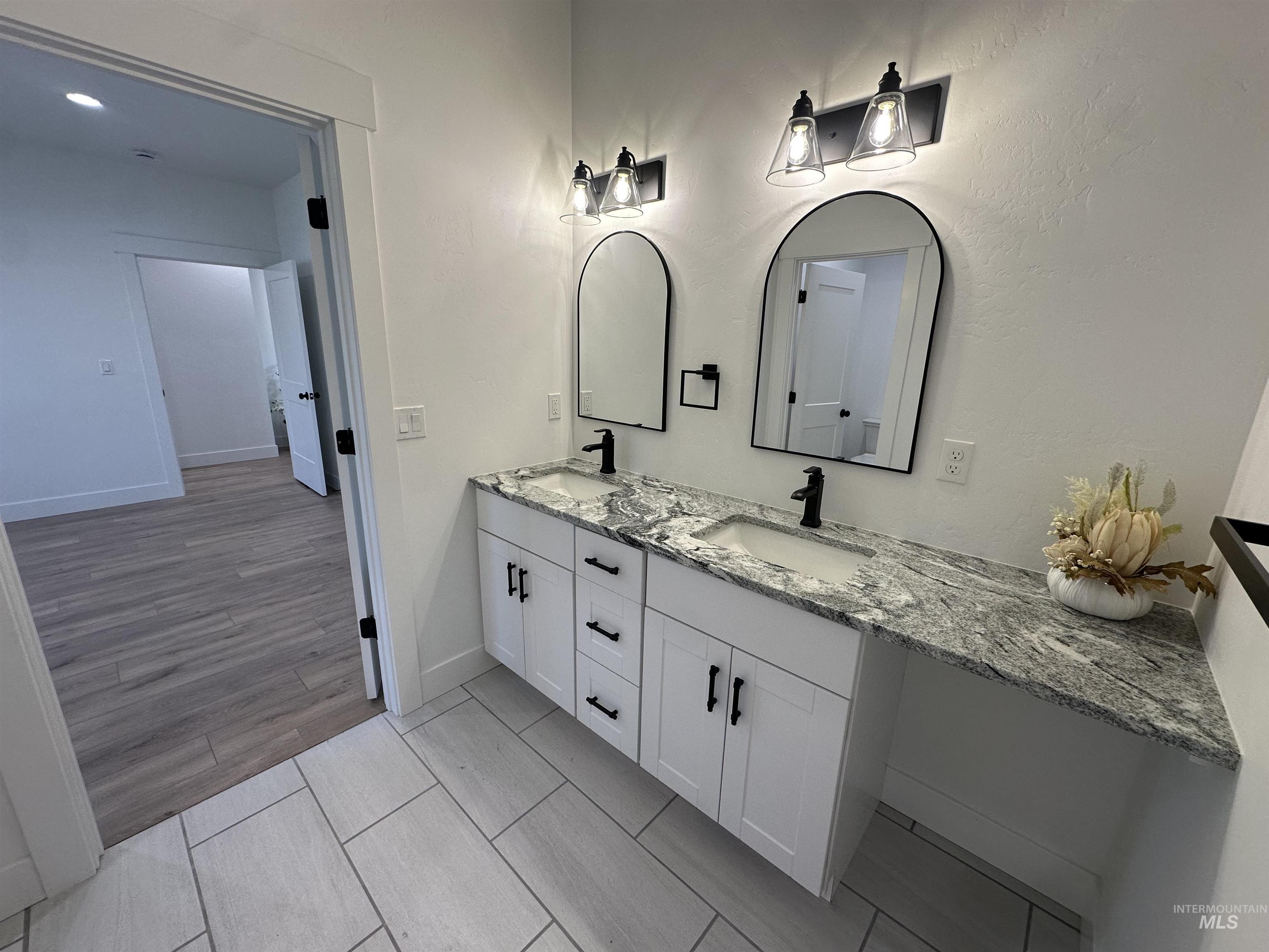 3714 Skyview Dr., Lewiston, Idaho 83501, 4 Bedrooms, 3 Bathrooms, Residential For Sale, Price $559,000, 98940357