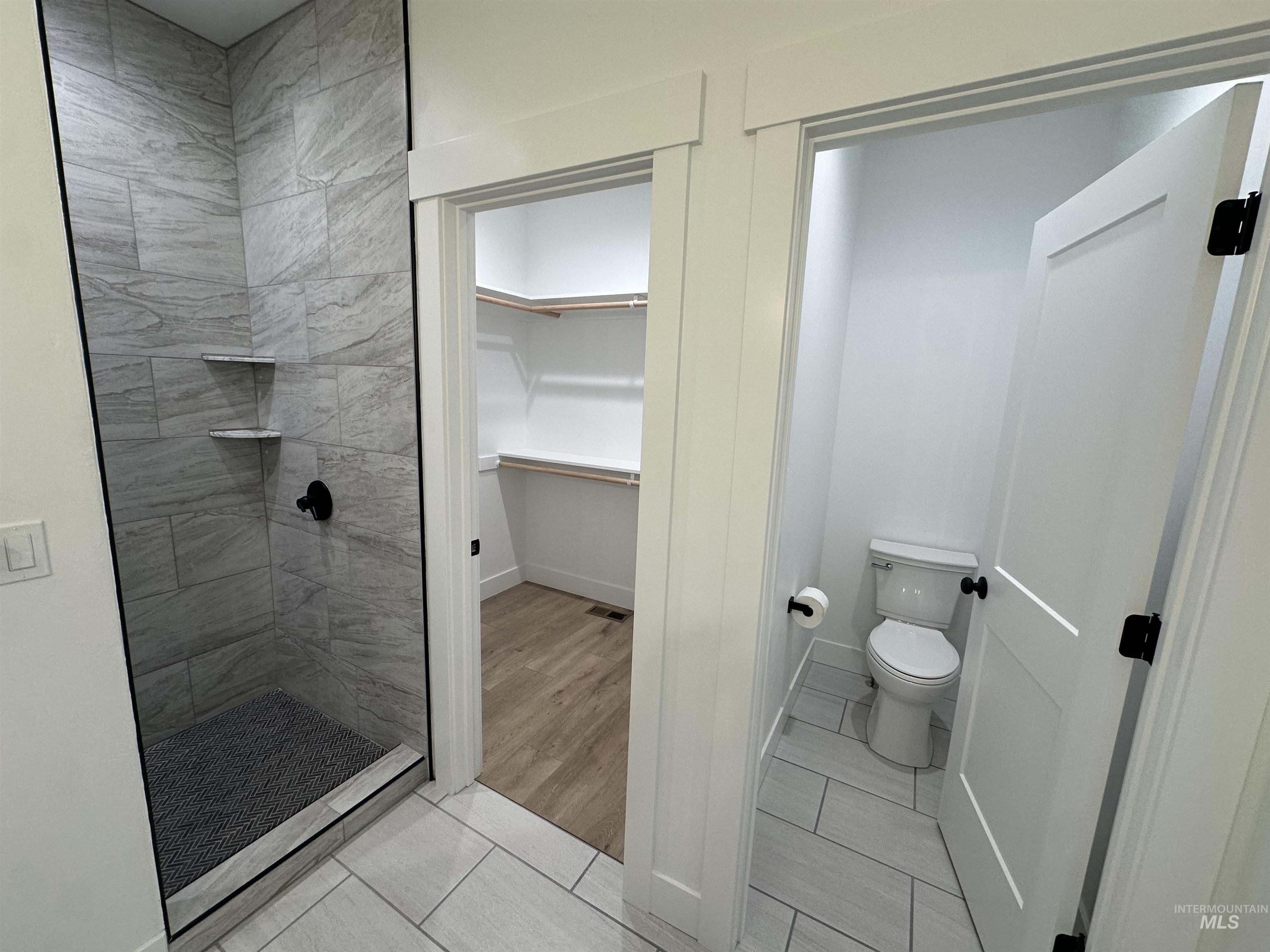 3714 Skyview Dr., Lewiston, Idaho 83501, 4 Bedrooms, 3 Bathrooms, Residential For Sale, Price $559,000, 98940357